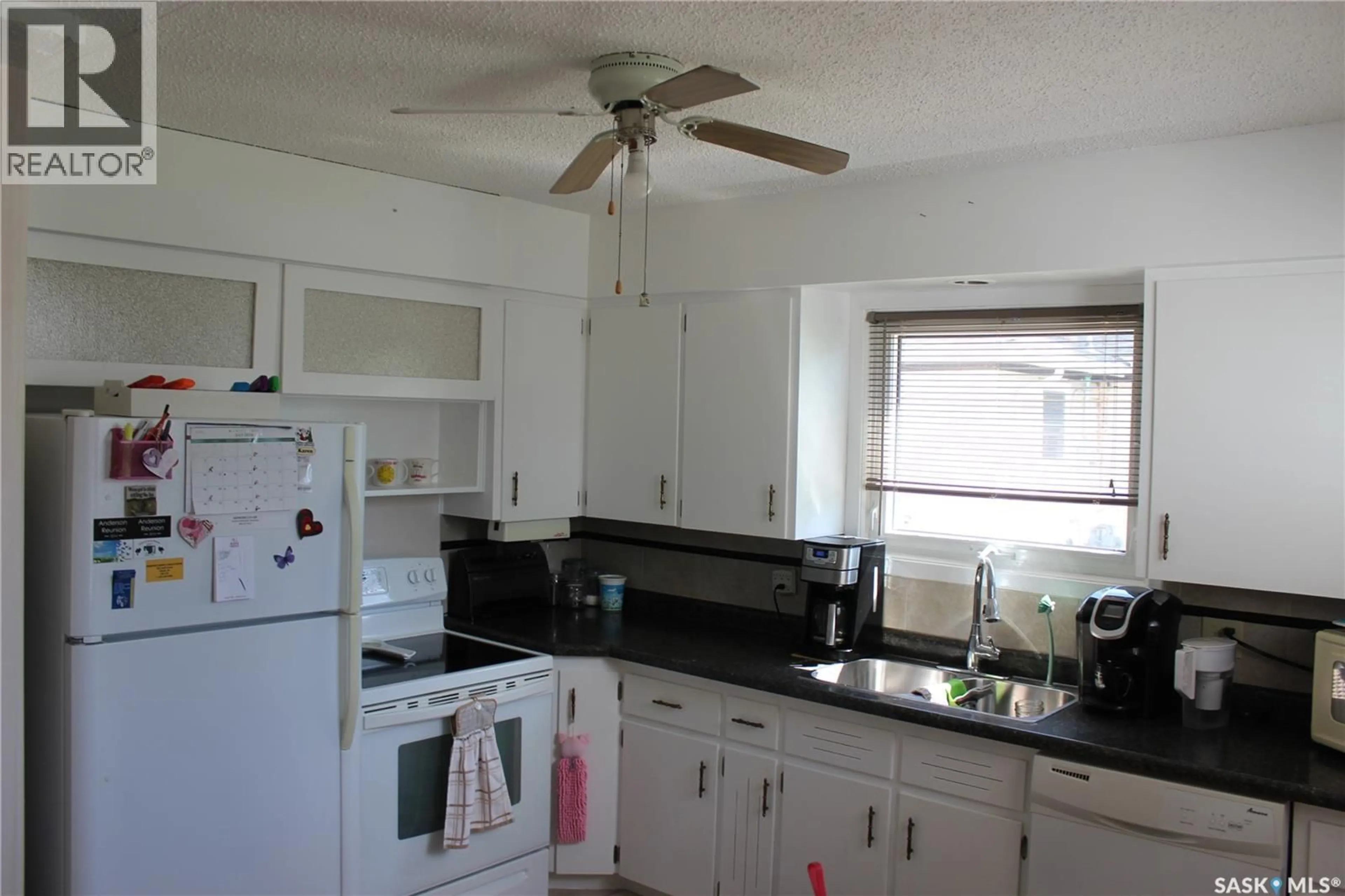 Standard kitchen, unknown for 213 WESTMAN STREET, Midale Saskatchewan S0C1S0