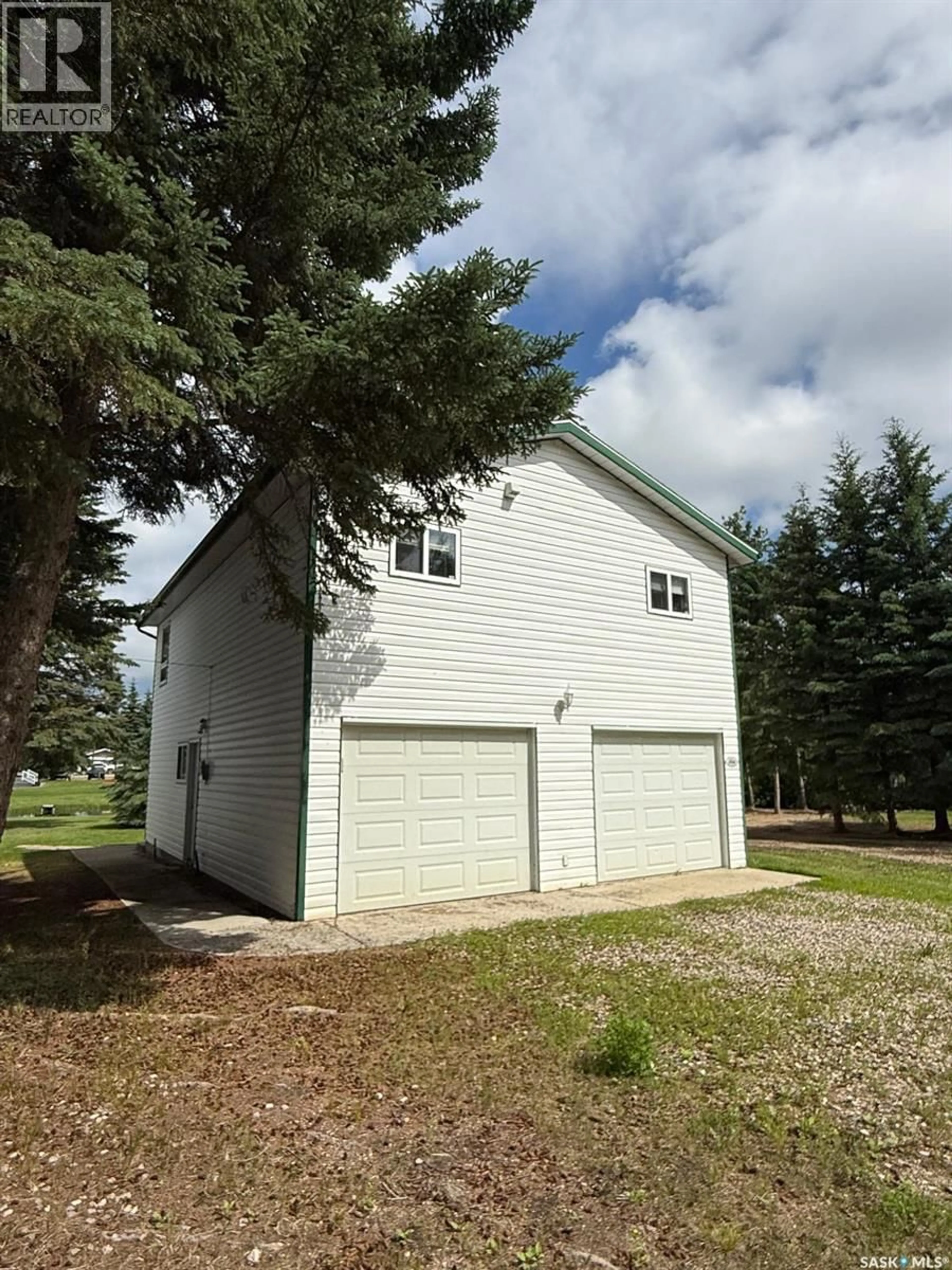Indoor garage for 204 WALANNE WAY, Turtle View Saskatchewan S0M1J0