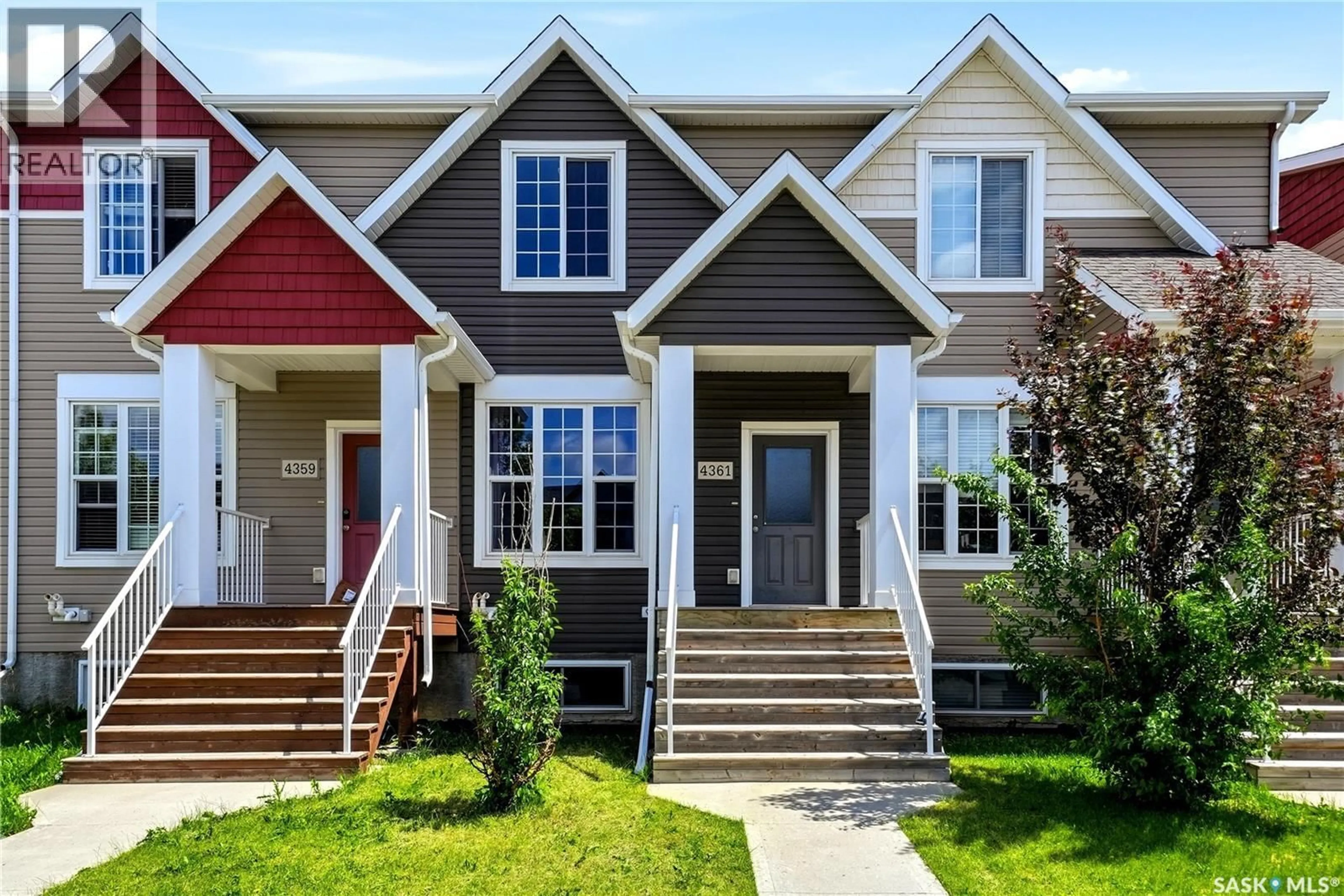 Home with vinyl exterior material, street for 4361 JAMES HILL ROAD, Regina Saskatchewan S4W0L4