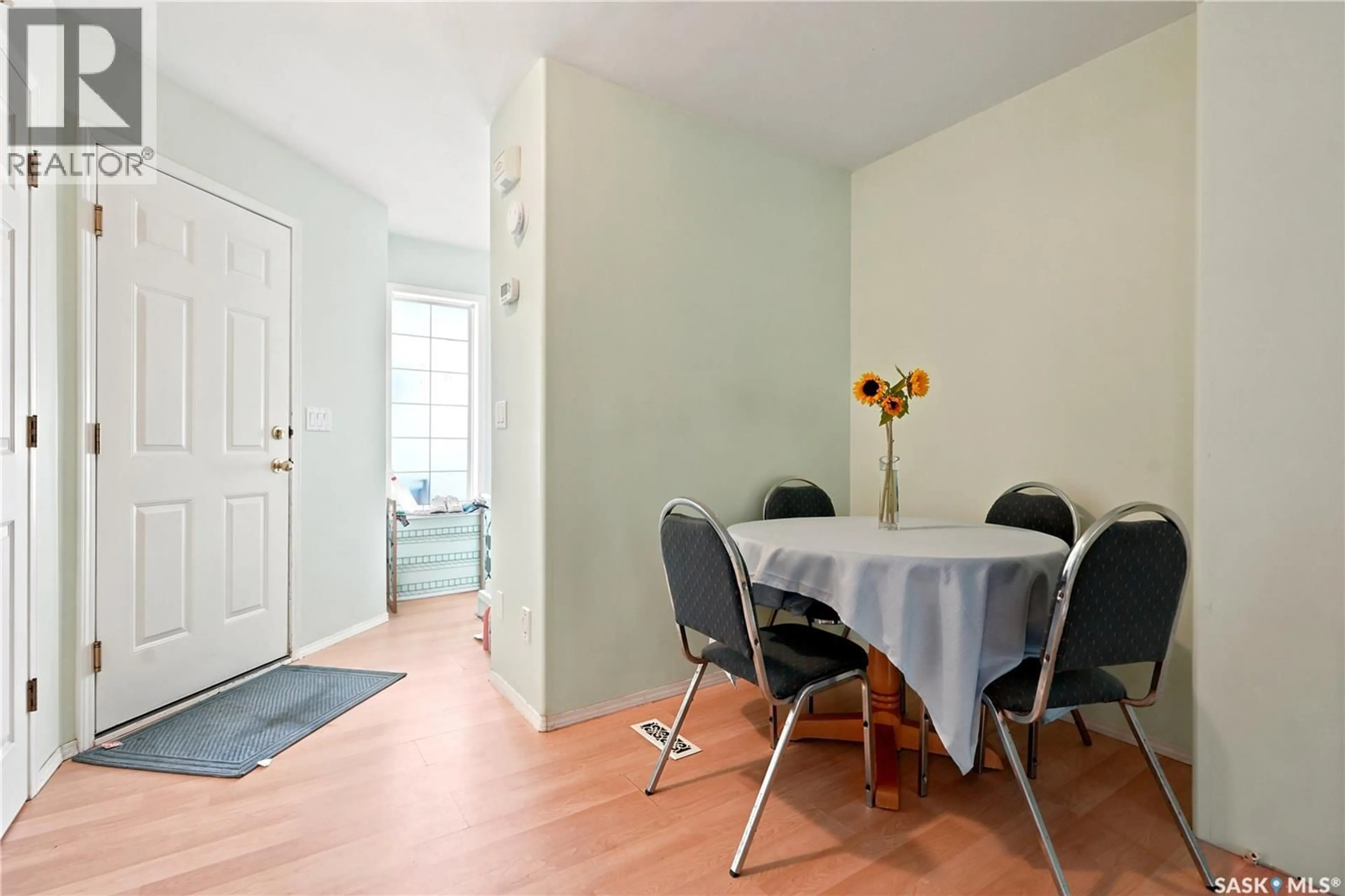 Dining room, unknown for 127 535 MCWILLIE AVENUE, Saskatoon Saskatchewan S7S1J1