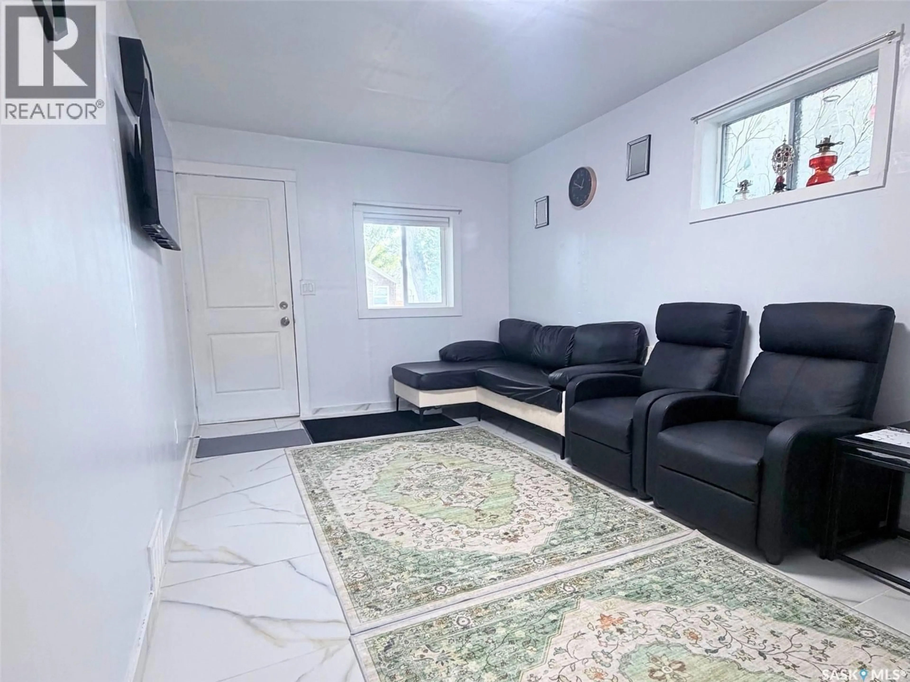 A pic of a room for 1760 QUEBEC STREET, Regina Saskatchewan S4P1J3
