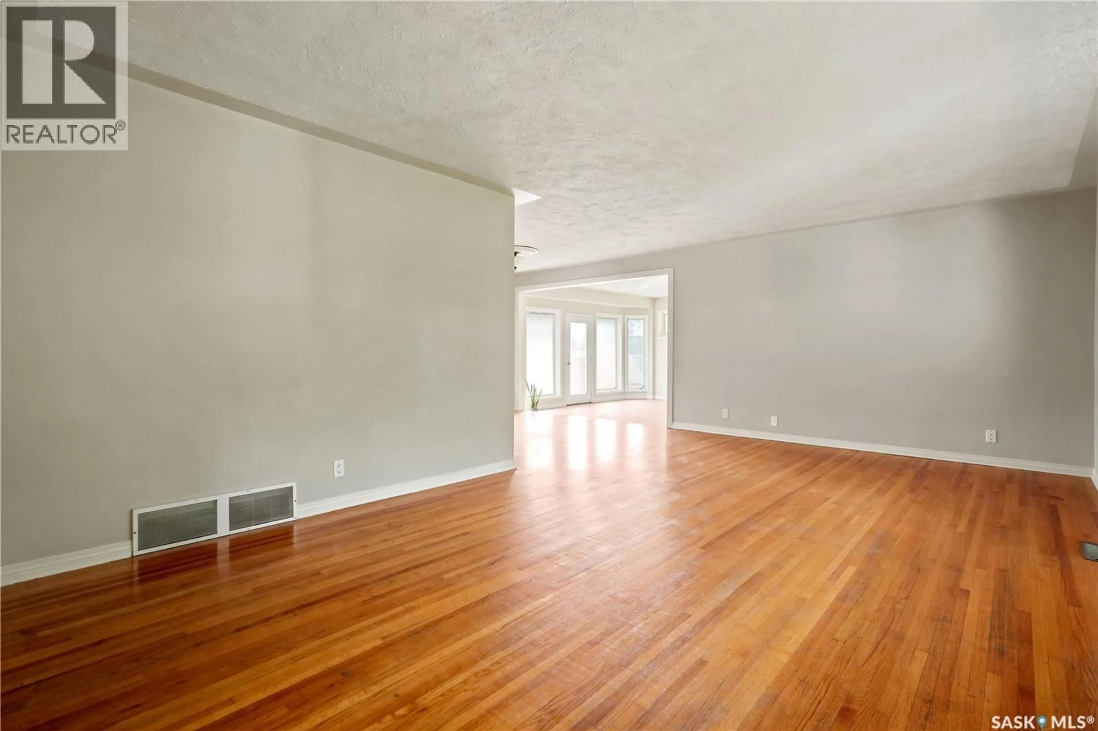 A pic of a room for 53 DARKE CRESCENT, Regina Saskatchewan S4S2W5