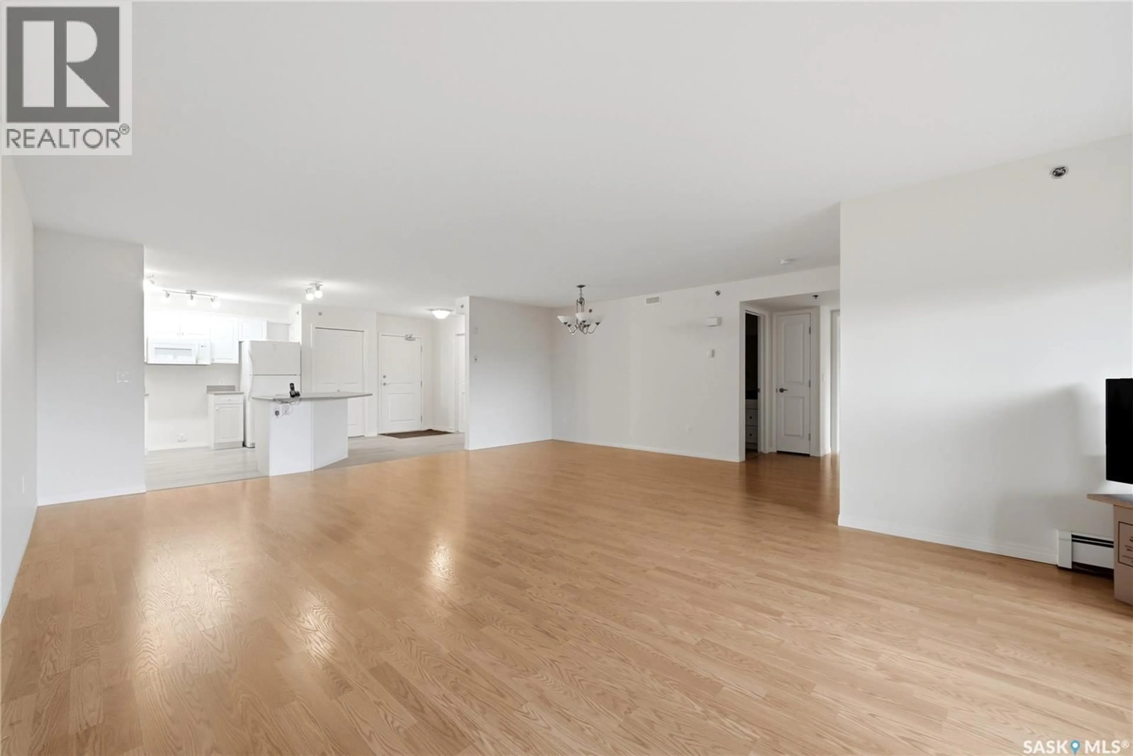 A pic of a room for 450 - 3605 ALBERT STREET, Regina Saskatchewan S4S7L4