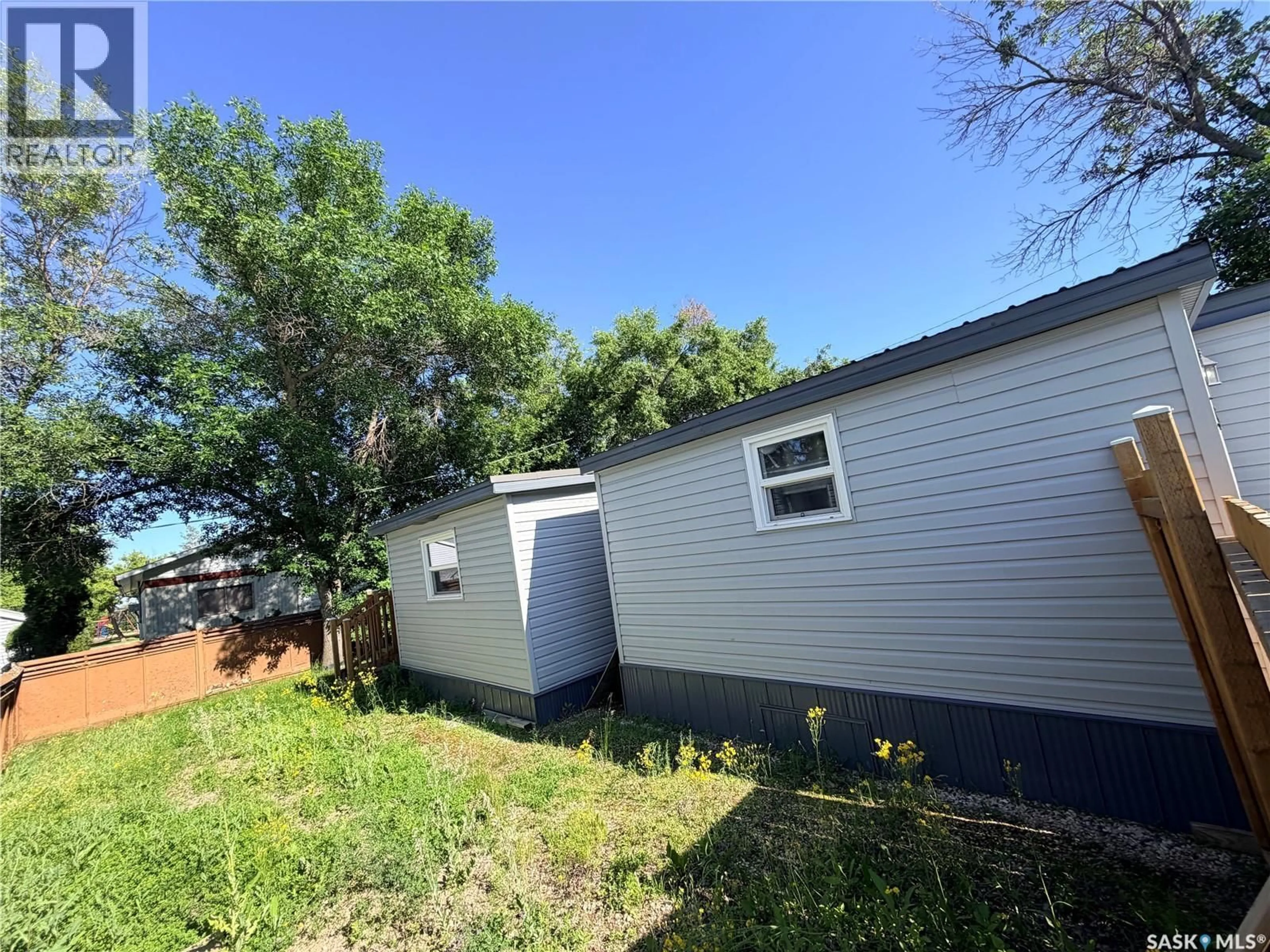 Shed for 25 SUNRISE ESTATES, Assiniboia Saskatchewan S0H0B0