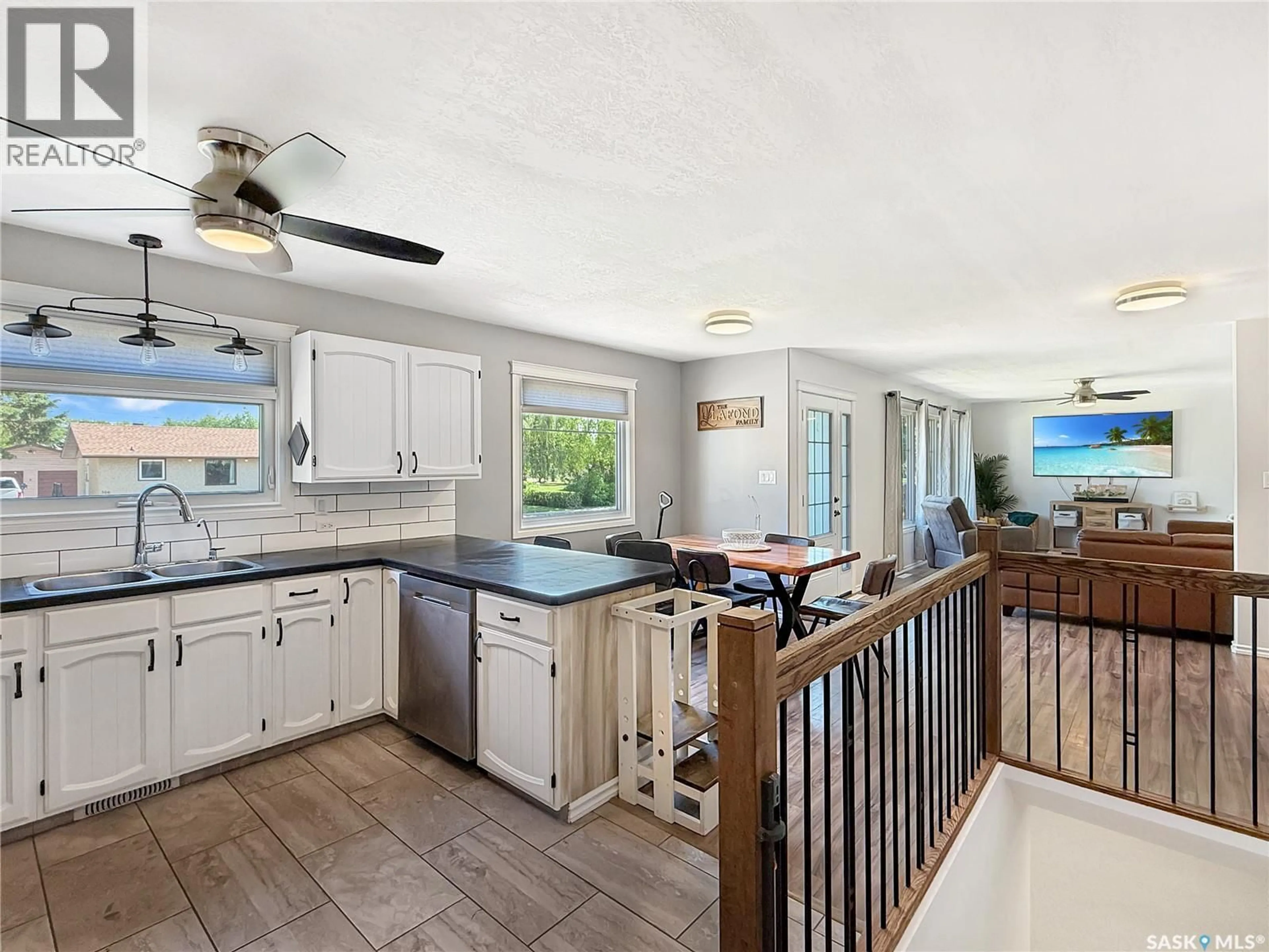 Open concept kitchen, unknown for E - 303 3RD AVENUE, Debden Saskatchewan S0J0S0