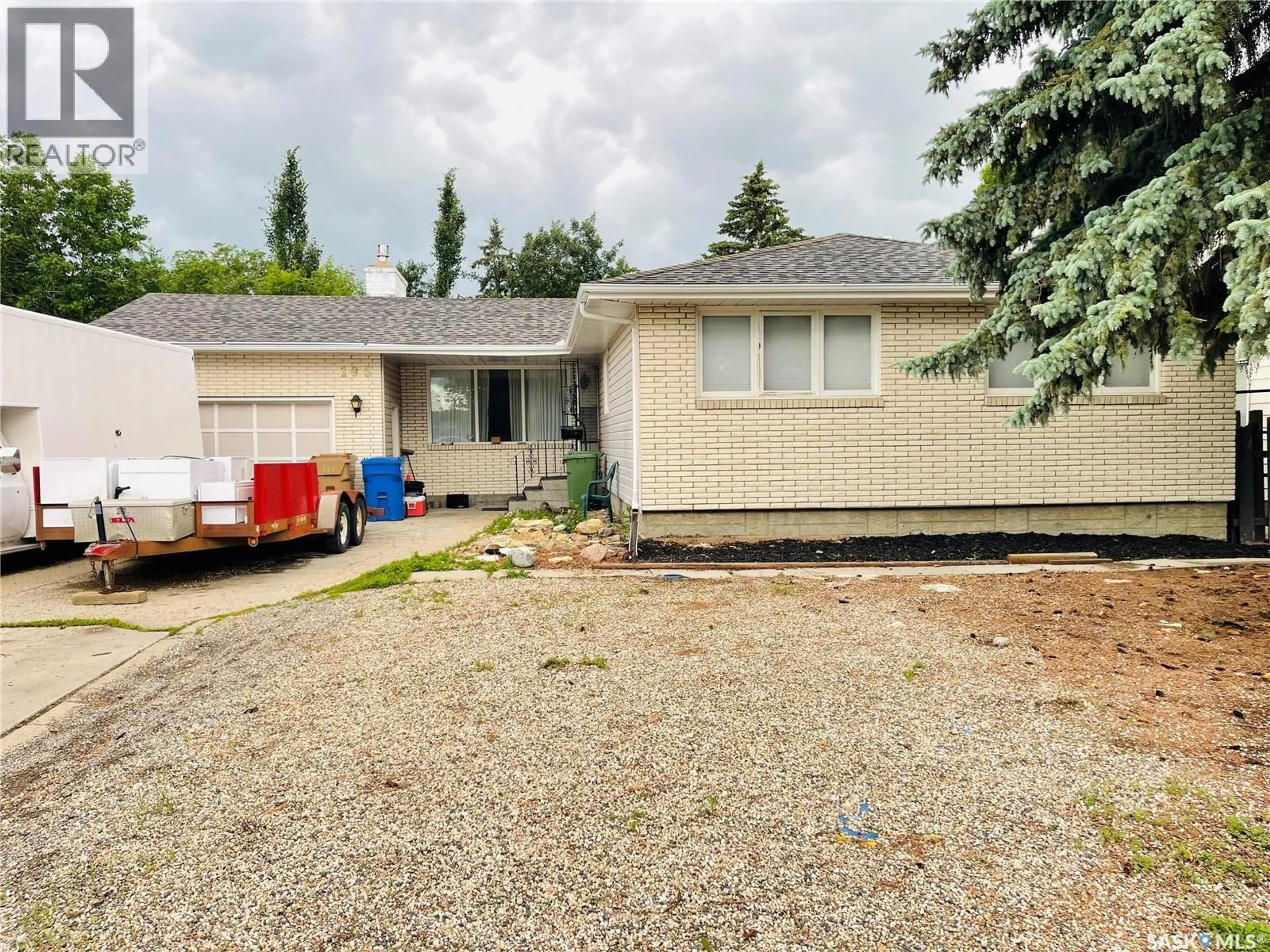 Unknown for 195 LINCOLN DRIVE, Regina Saskatchewan S4S6P5