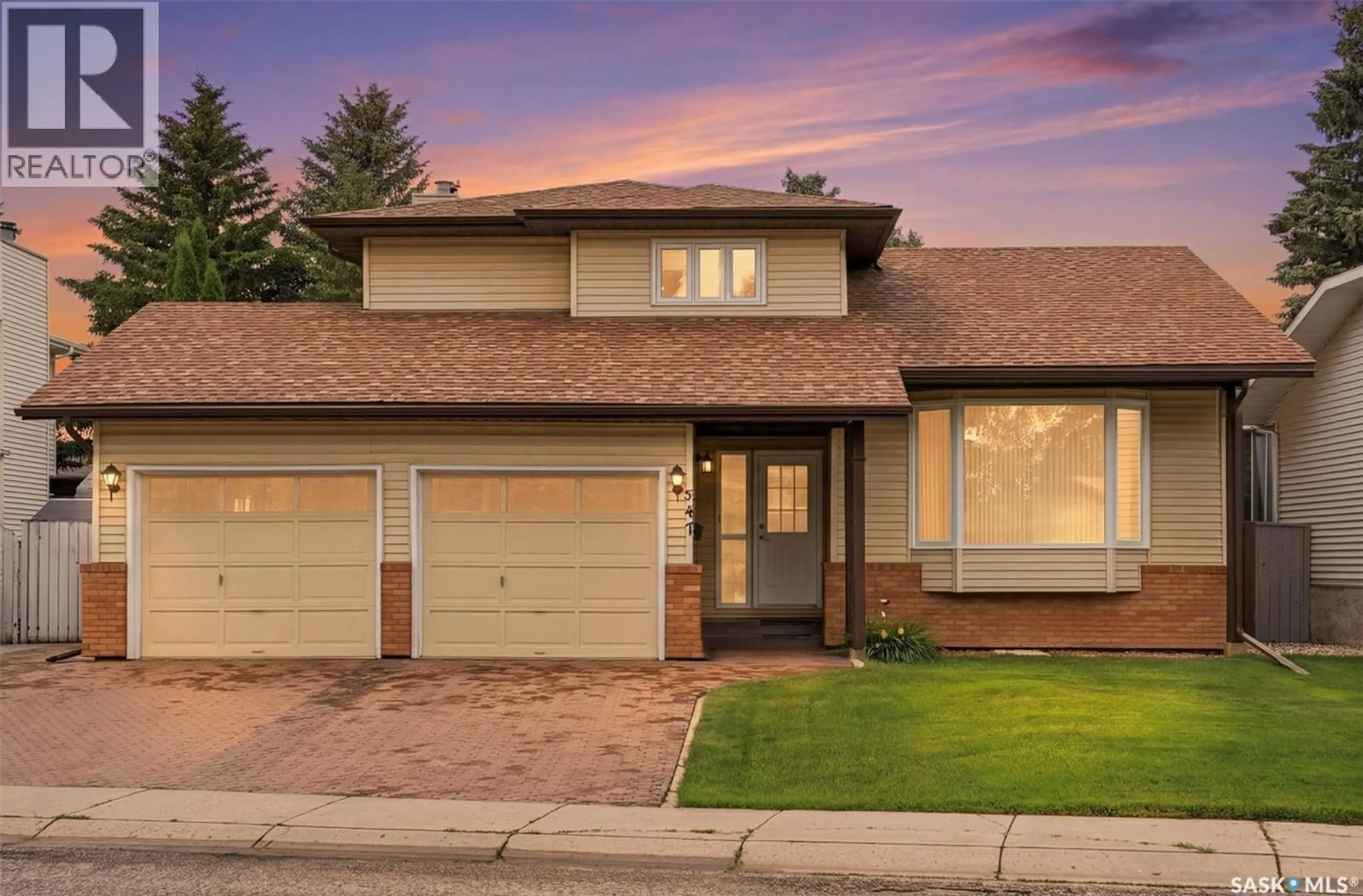Home with brick exterior material, street for 547 WHITEWOOD CRESCENT, Saskatoon Saskatchewan S7J4L4