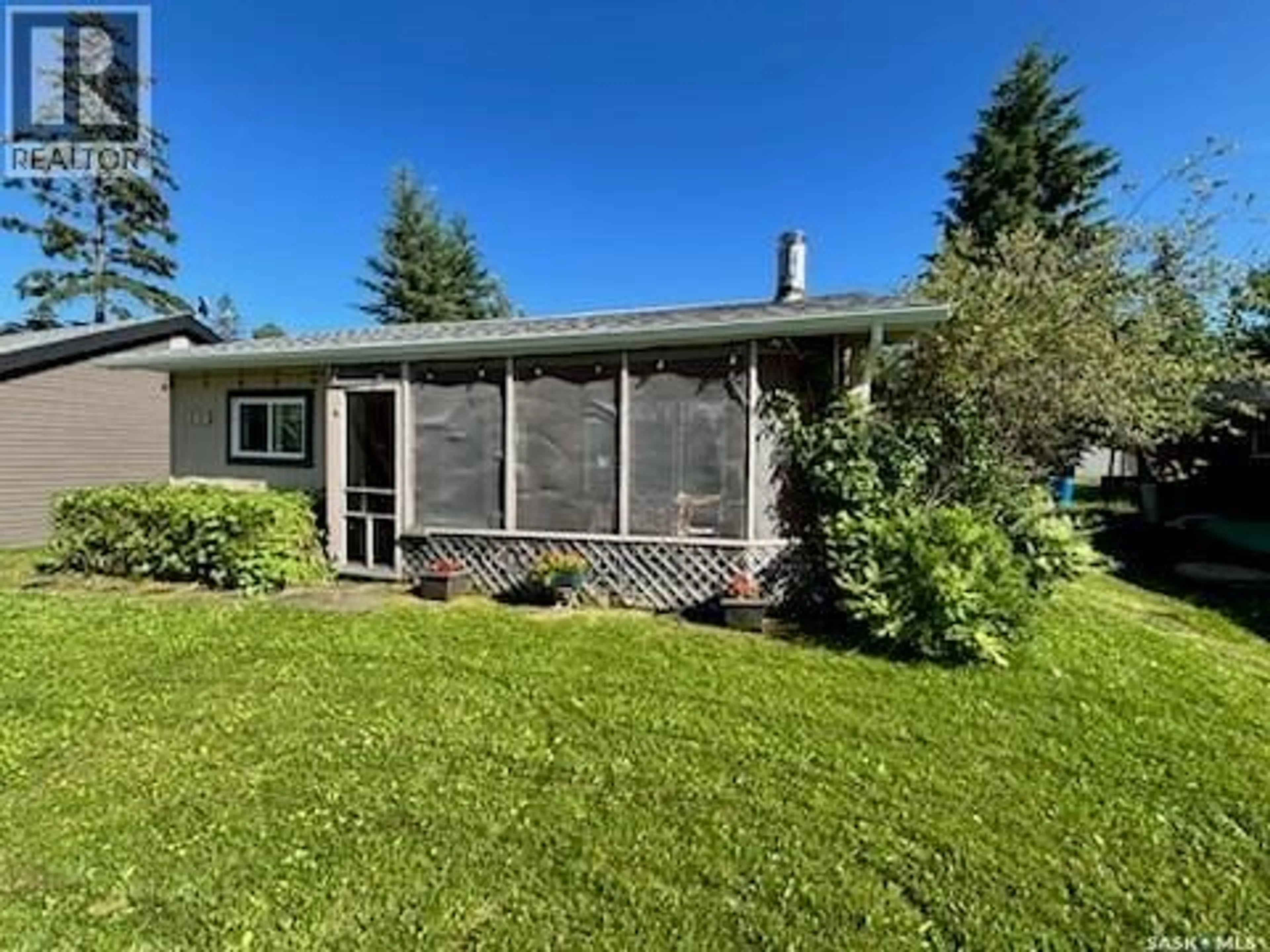 Home with vinyl exterior material, unknown for 113 FOSTER STREET, Emma Lake Saskatchewan S0J0N0