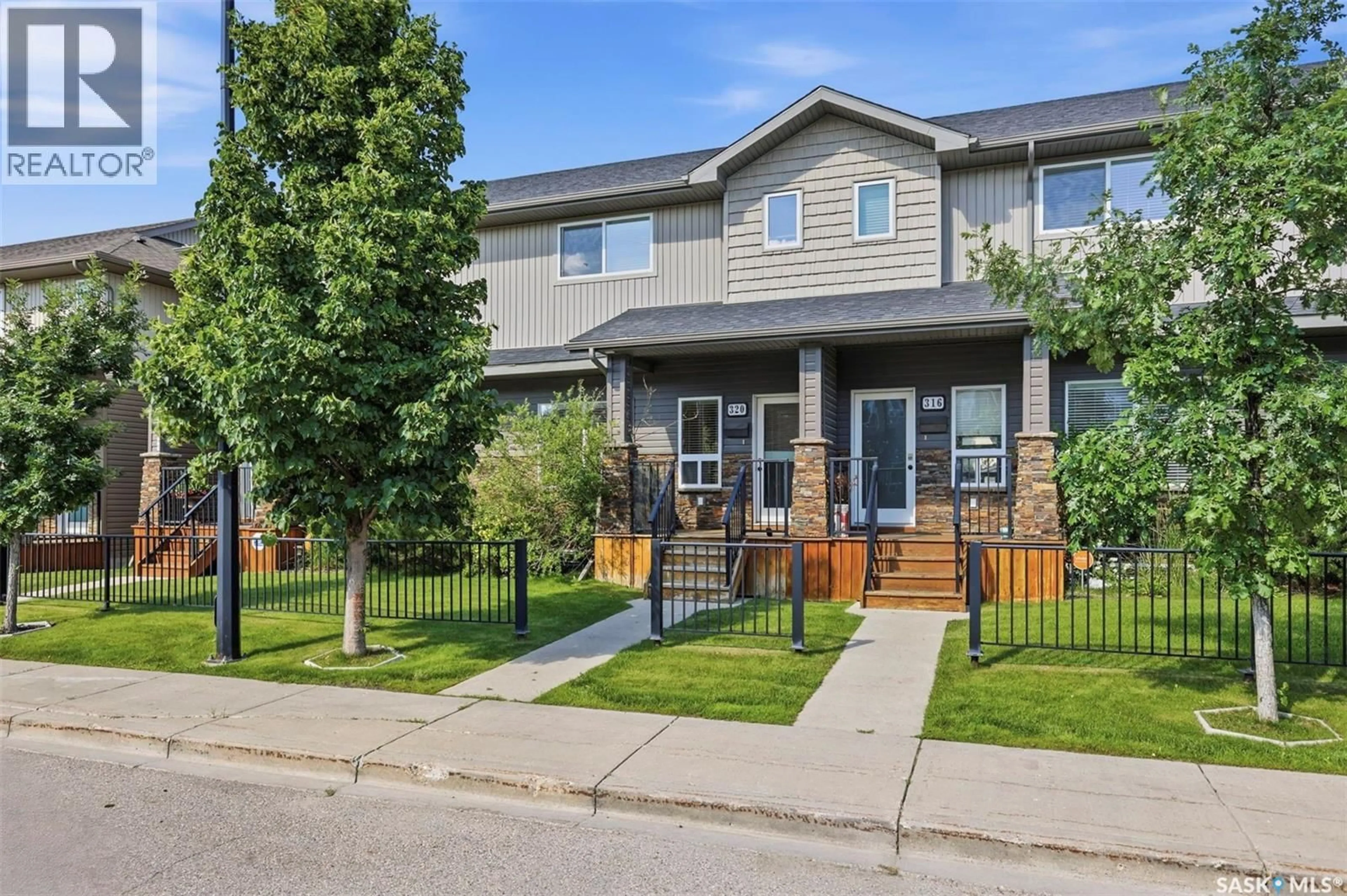 Unknown for 320 WILLOWGROVE LANE, Saskatoon Saskatchewan S7W0H7