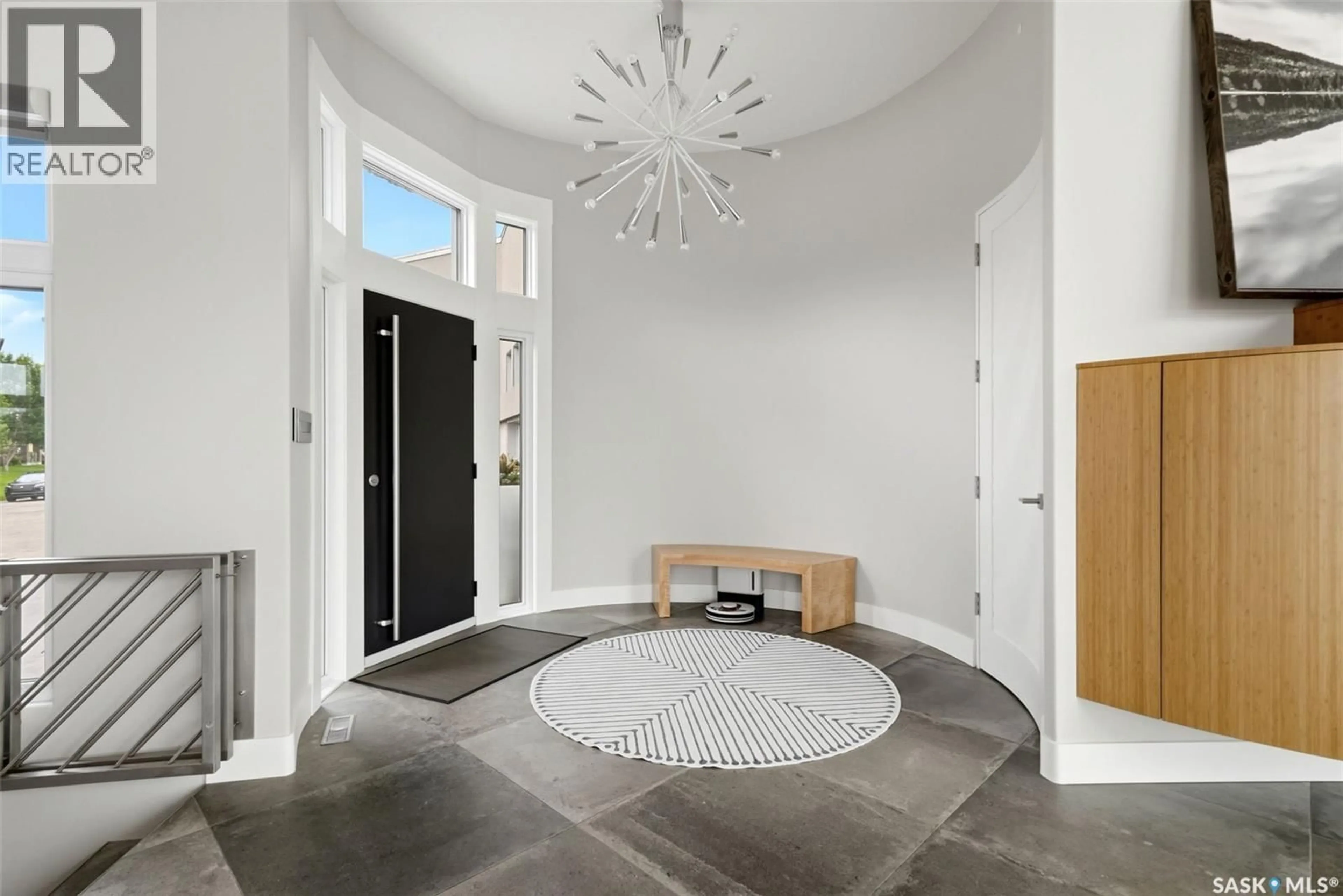 Indoor entryway for 2168 RIVERBEND COVE, Regina Saskatchewan S4V1R8