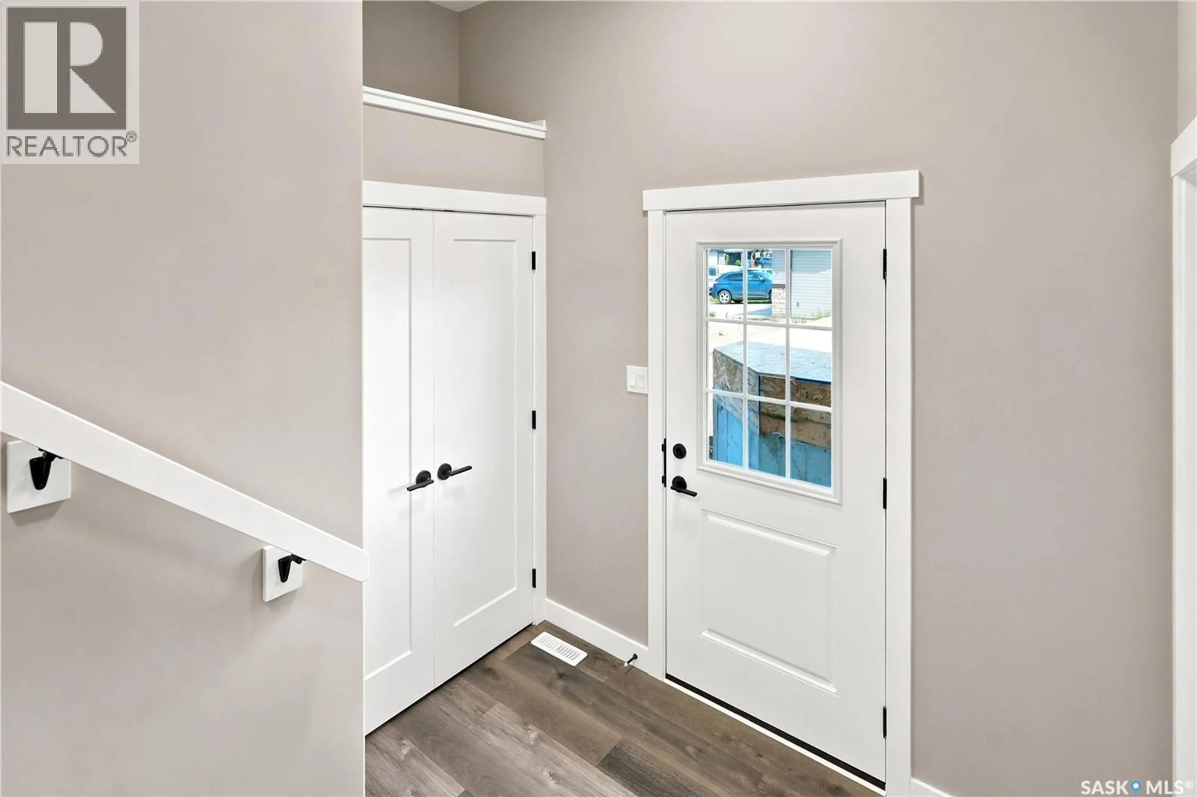 Indoor entryway for 1749 MUSTARD STREET, Regina Saskatchewan S4Y0G1