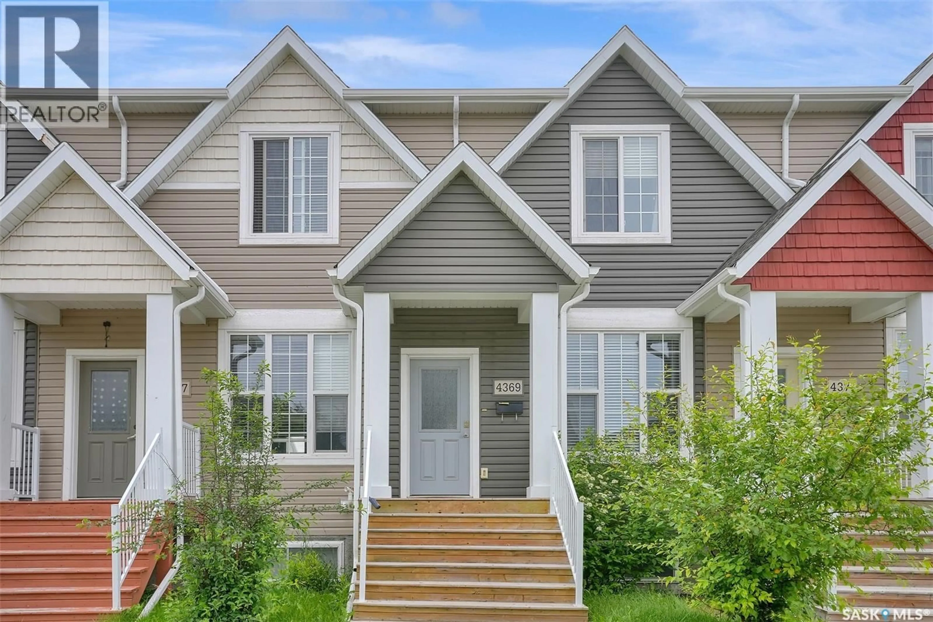 Home with vinyl exterior material, street for 4369 JAMES HILL ROAD, Regina Saskatchewan S4W0L4