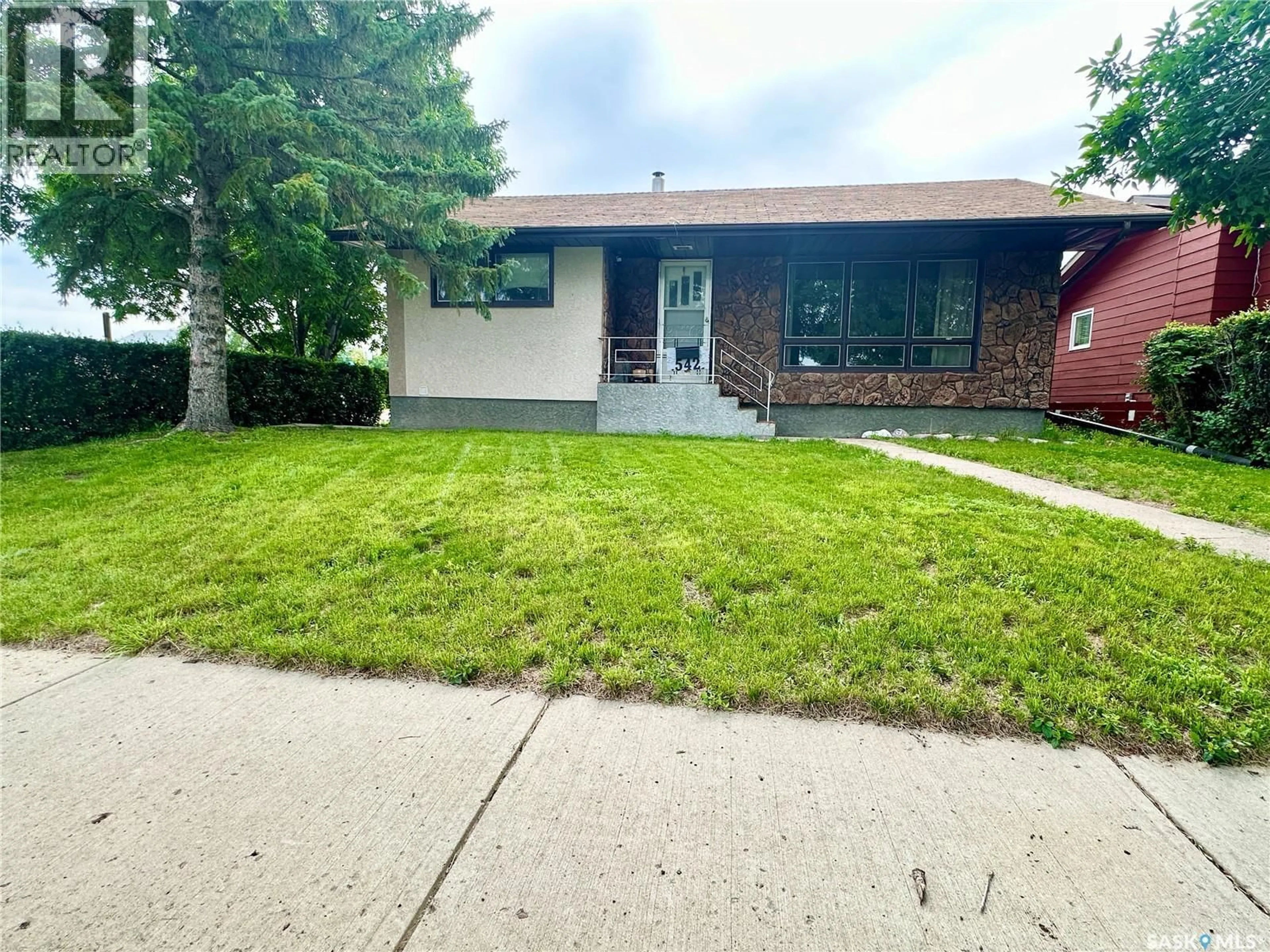 Unknown for 542 ELIZABETH ST, Weyburn Saskatchewan S4H1S4
