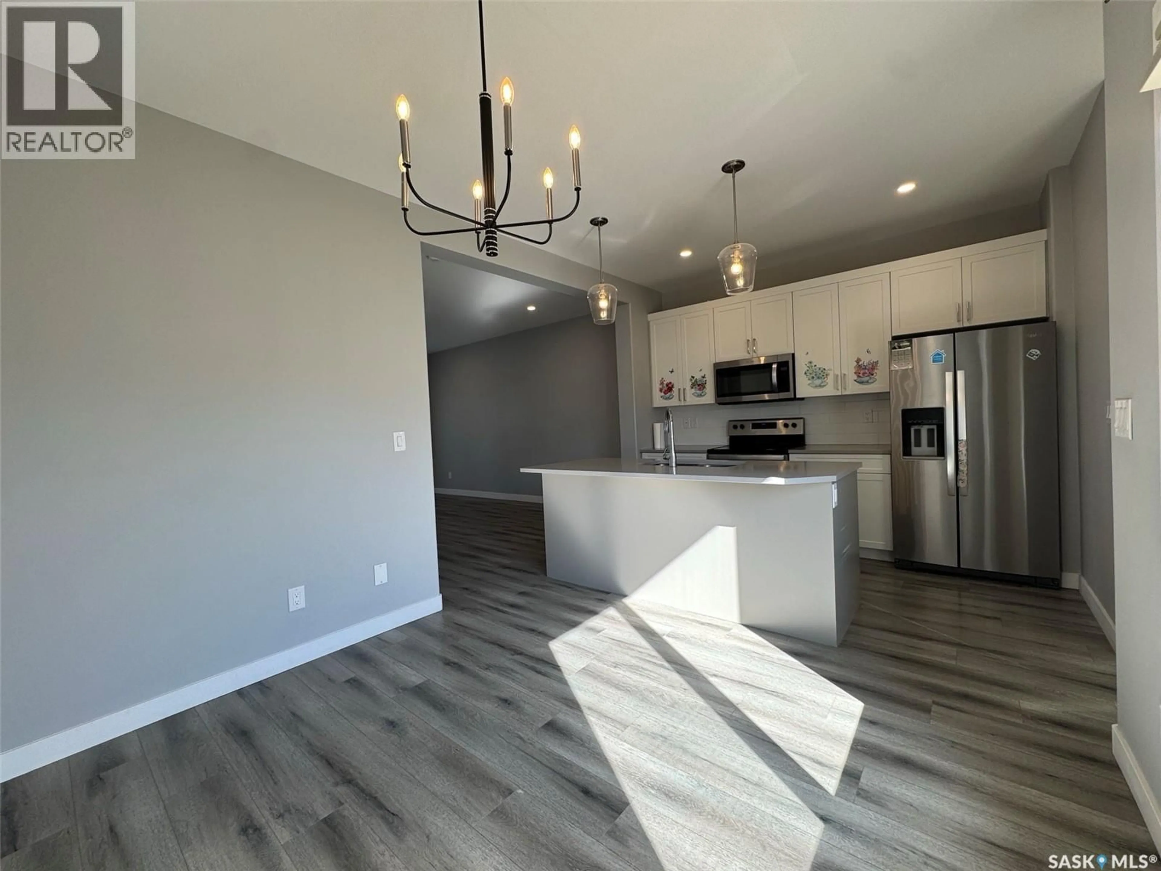 Open concept kitchen, unknown for 266 BRIGHTON BOULEVARD, Saskatoon Saskatchewan S7V0V8