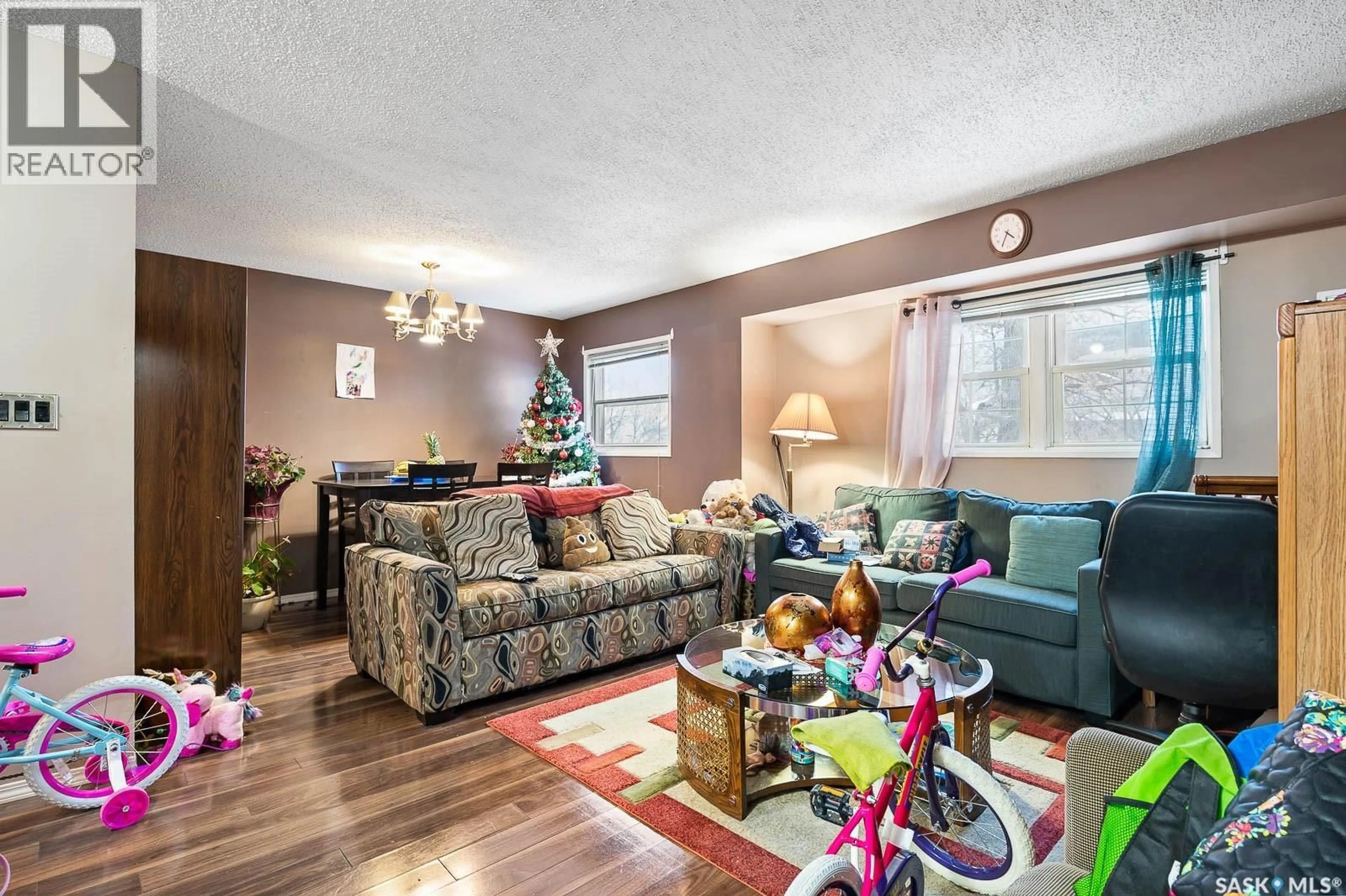 Living room with furniture, unknown for 4008 DEWDNEY AVENUE, Regina Saskatchewan S4T1A2