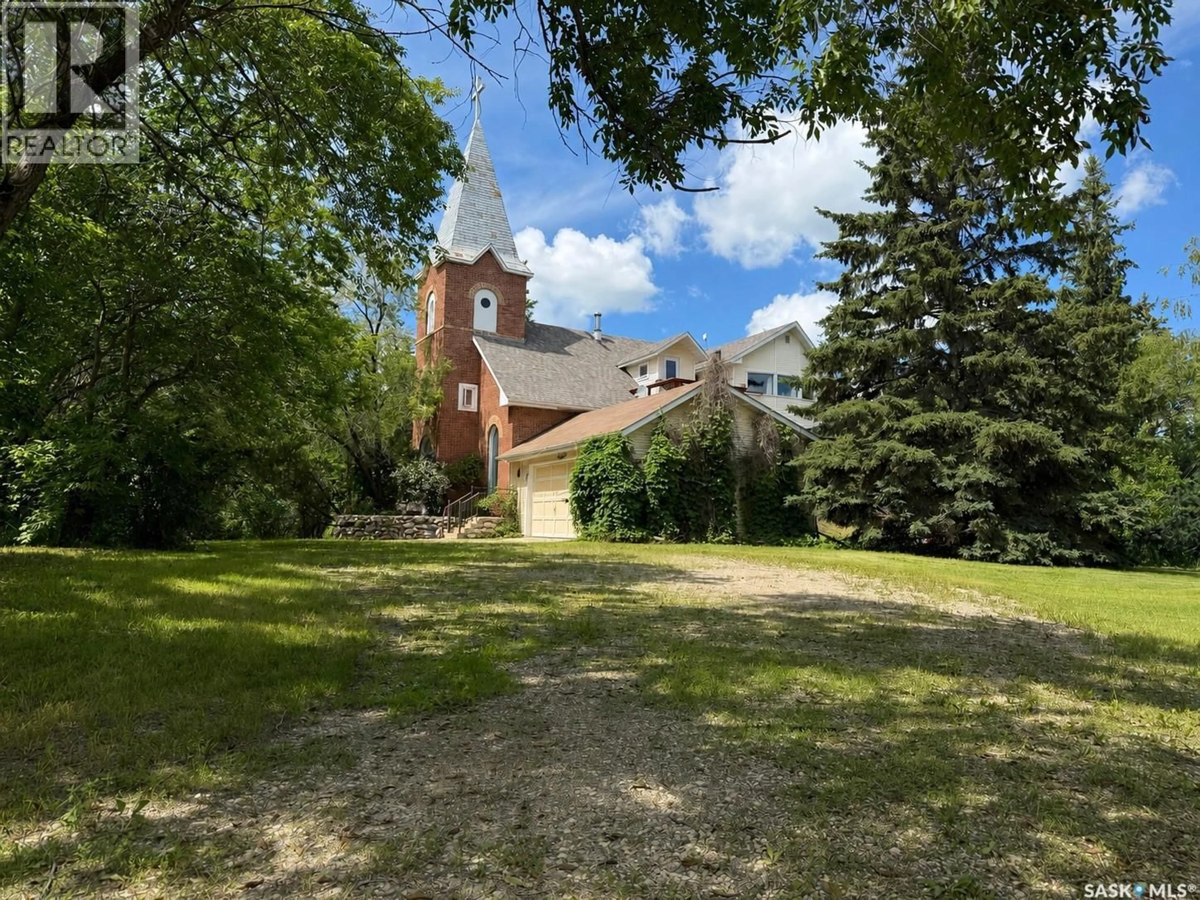 A pic from outside/outdoor area/front of a property/back of a property/a pic from drone, street for WYN DAR HILL, Humboldt Rm No. 370 Saskatchewan S0K2A0