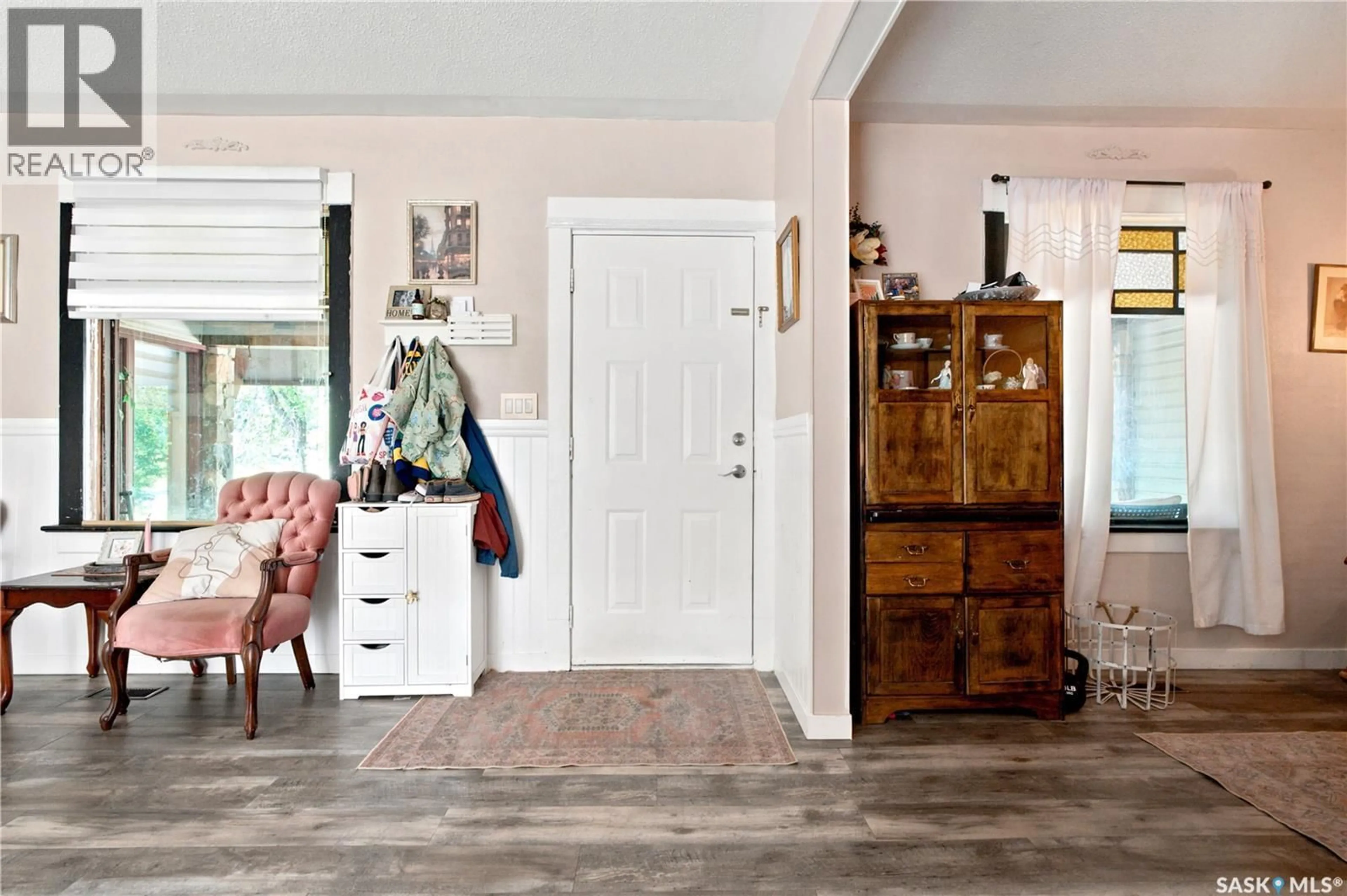 Indoor entryway for 516 1ST STREET, Waldheim Saskatchewan S0K4R0