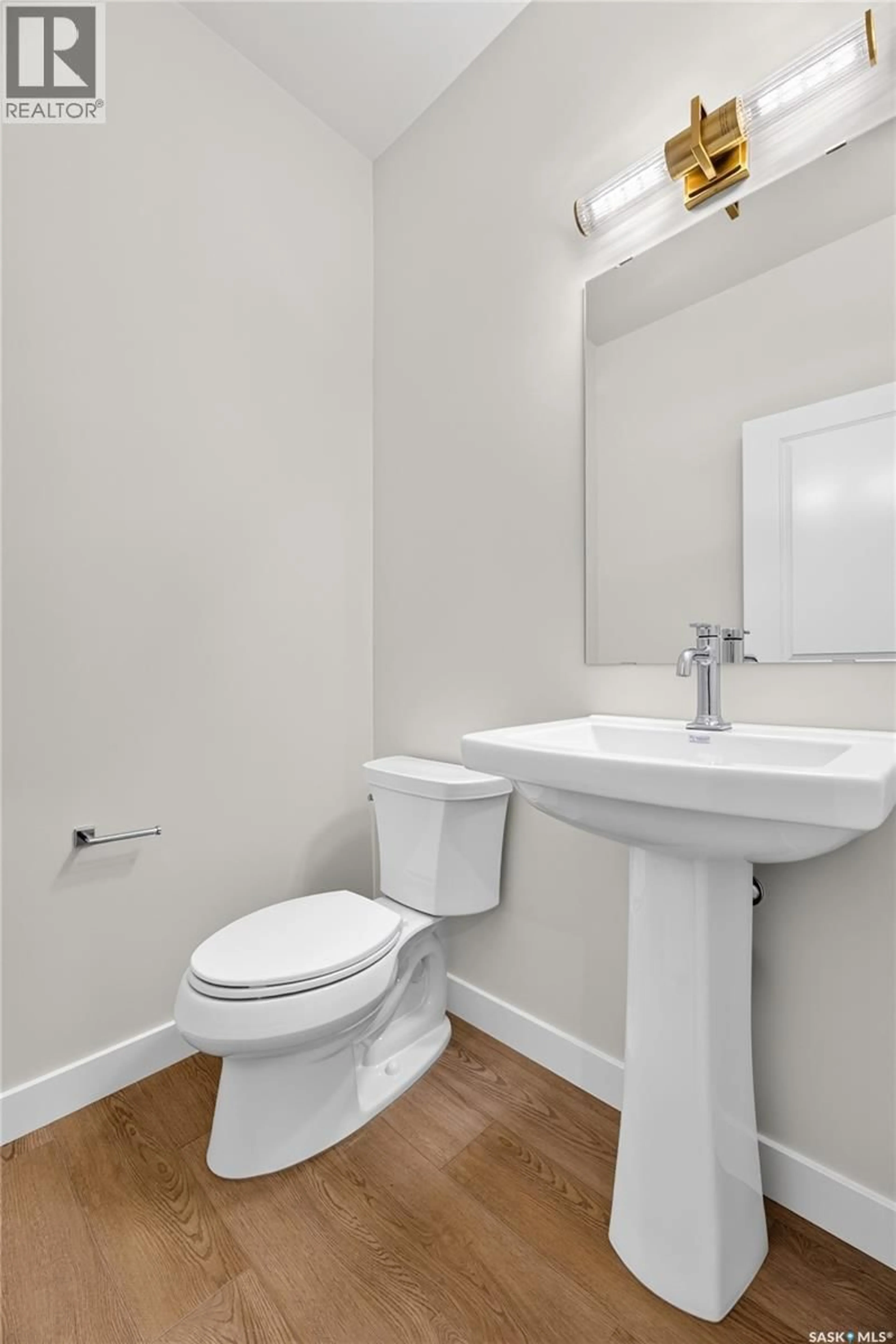 Standard bathroom, unknown for 430 COCKCROFT PLACE, Saskatoon Saskatchewan S7V1Y9