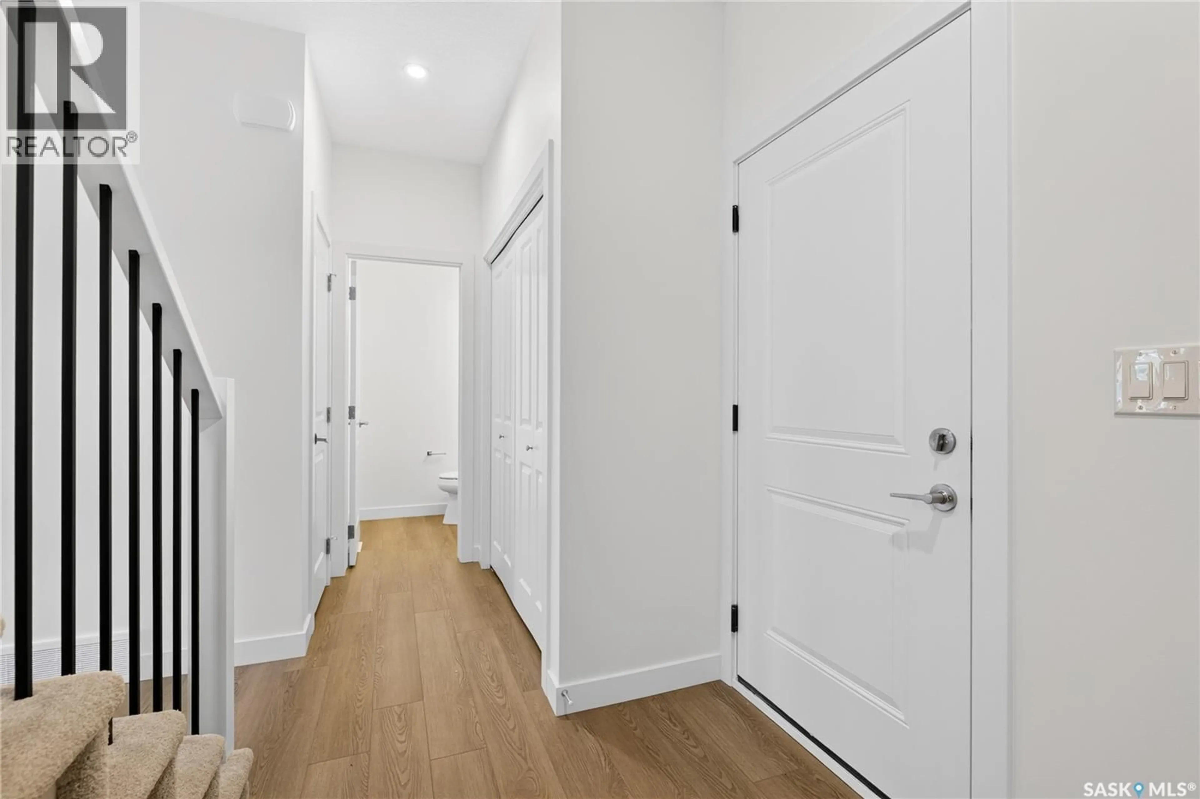 Indoor entryway for 8 - 830 BRIGHTON BOULEVARD, Saskatoon Saskatchewan S7V2A8