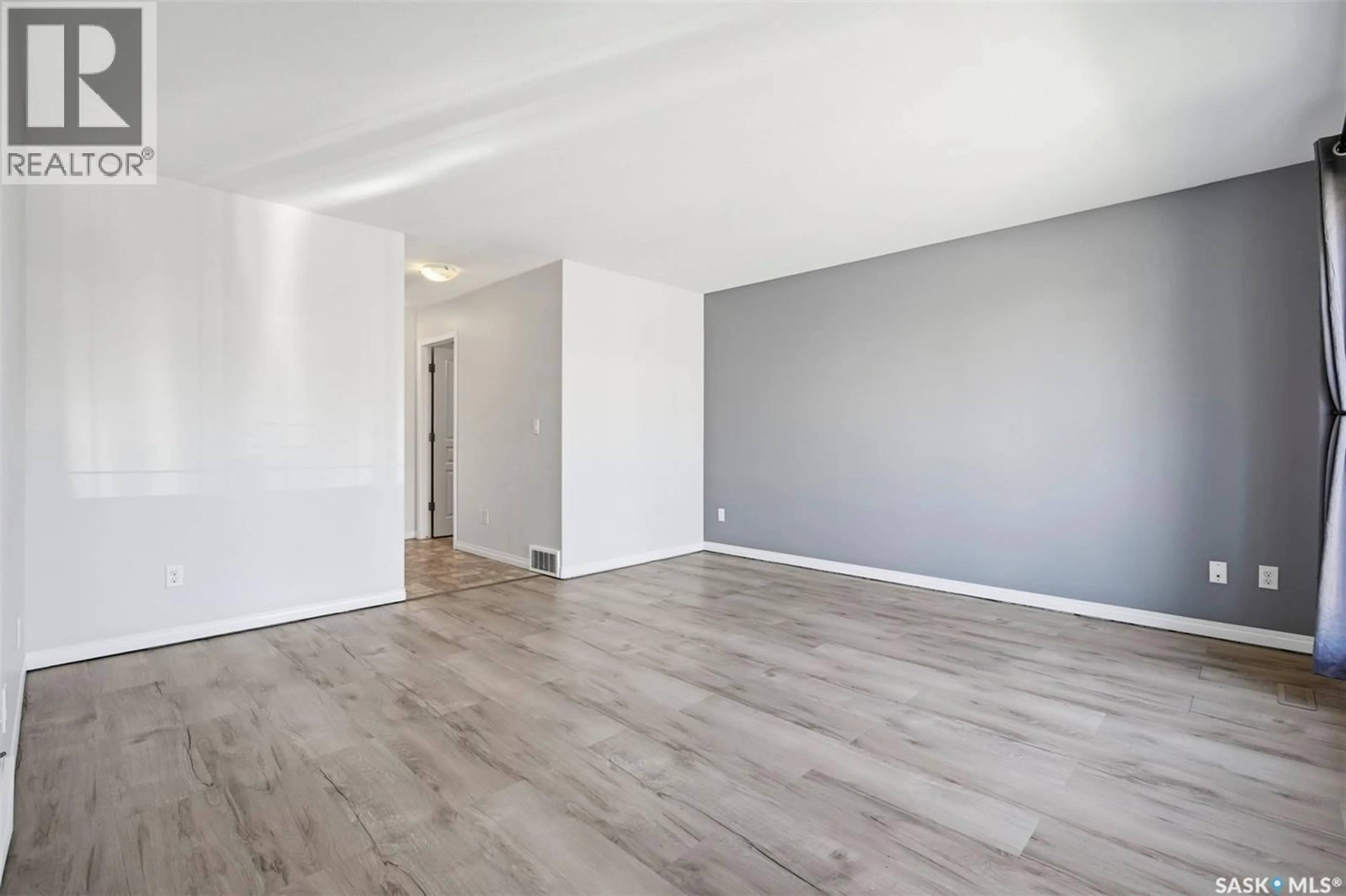 A pic of a room for 435 COAD MANOR, Saskatoon Saskatchewan S7R0C6