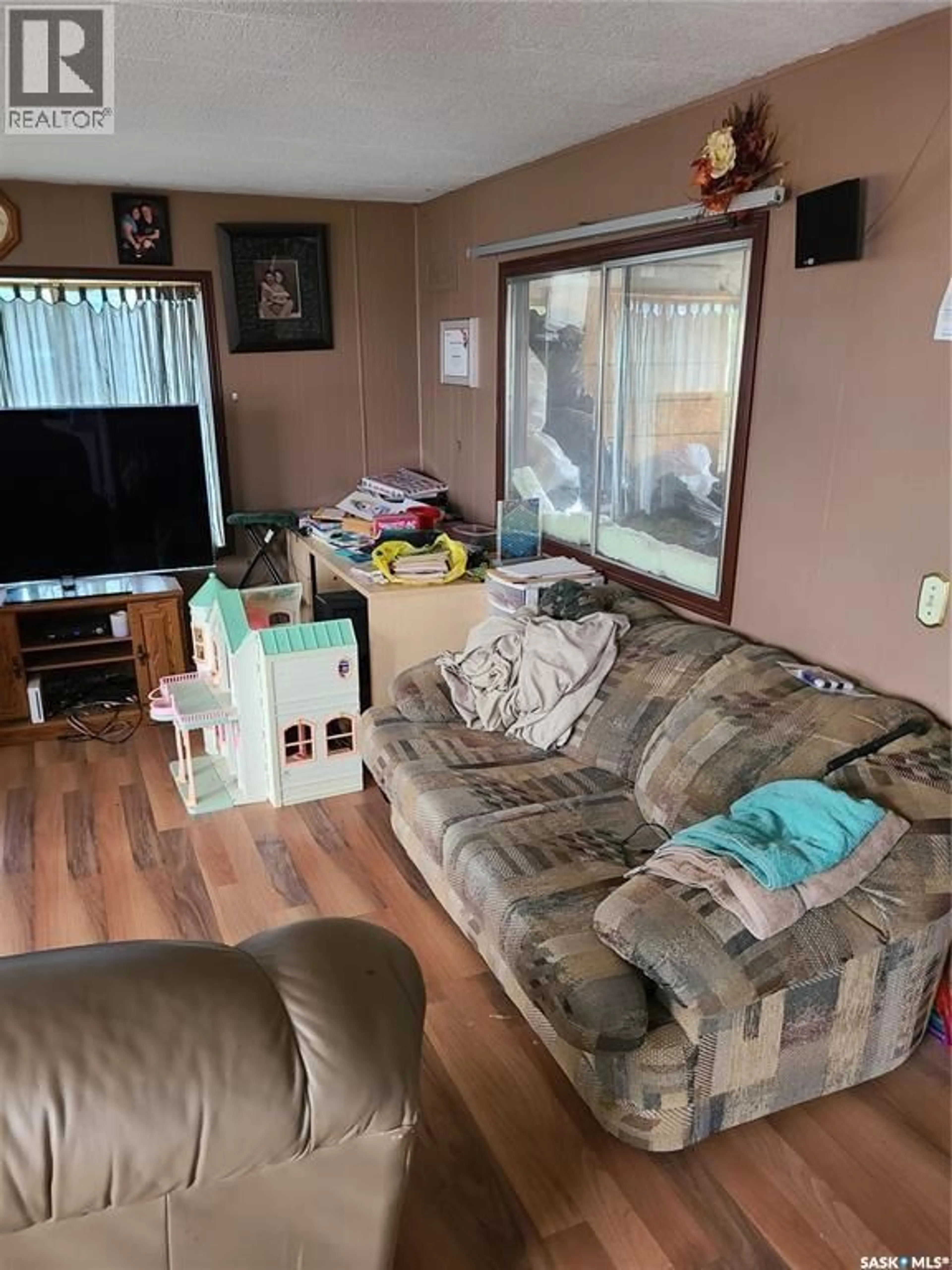A pic of a room for 123 LOCHRIE CRESCENT, Saskatoon Saskatchewan S7M5E3