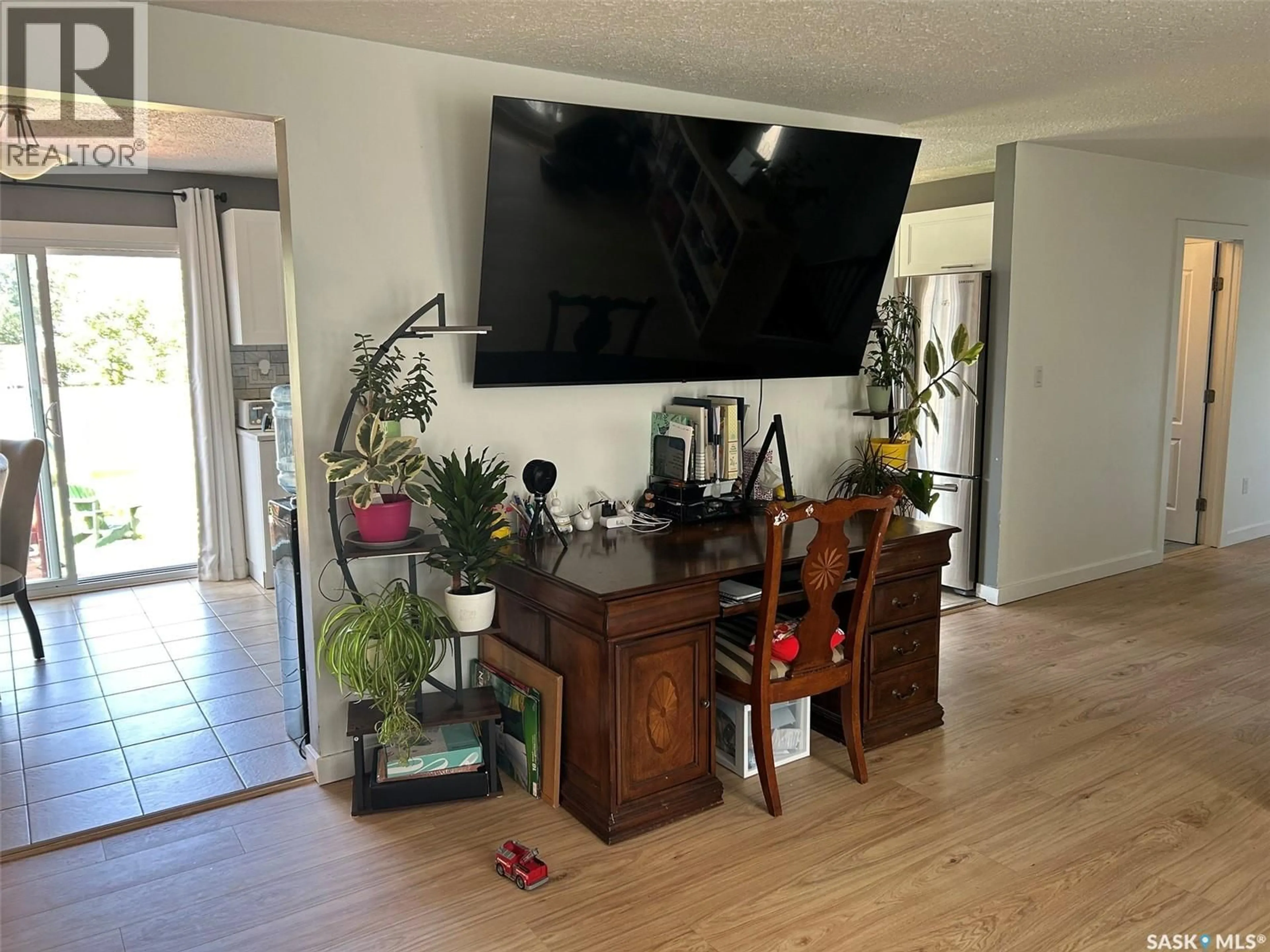 A pic of a room for 322 35TH STREET, Battleford Saskatchewan S0M0E0