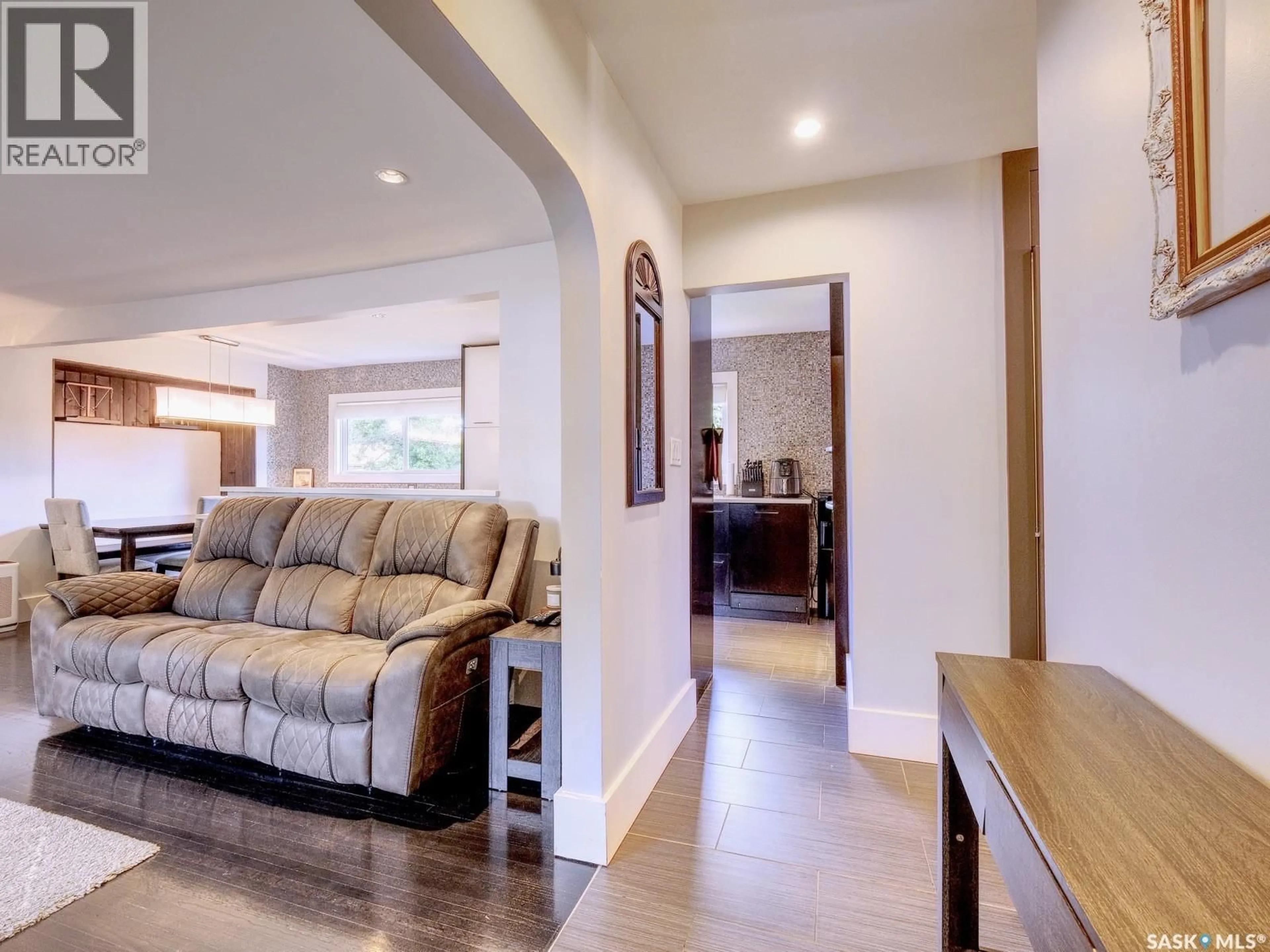 Living room with furniture, ceramic/tile floor for 312 4TH AVENUE, Rosetown Saskatchewan S0L2V0