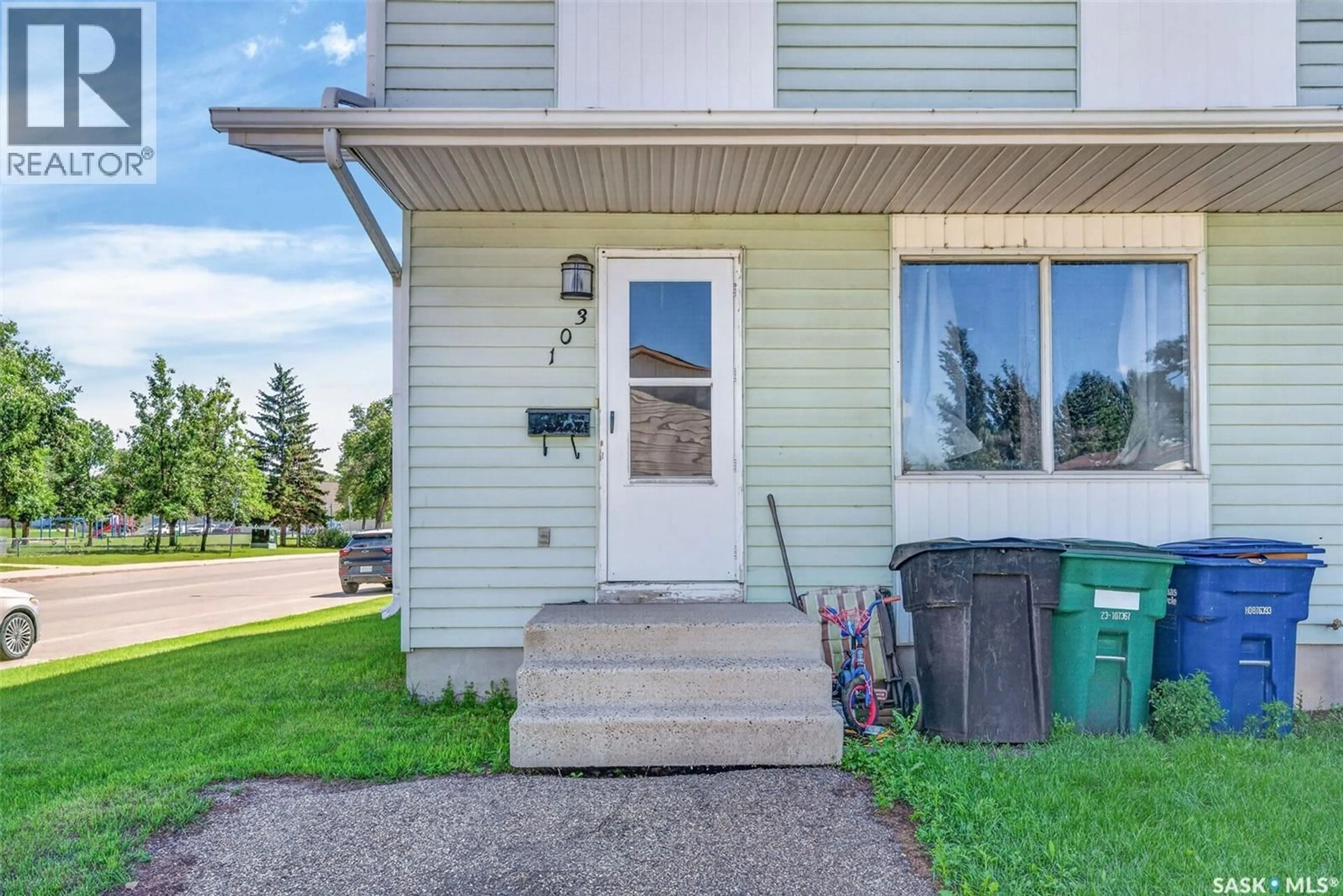 Unknown for 103-105 DAVIES ROAD, Saskatoon Saskatchewan S7K7L4