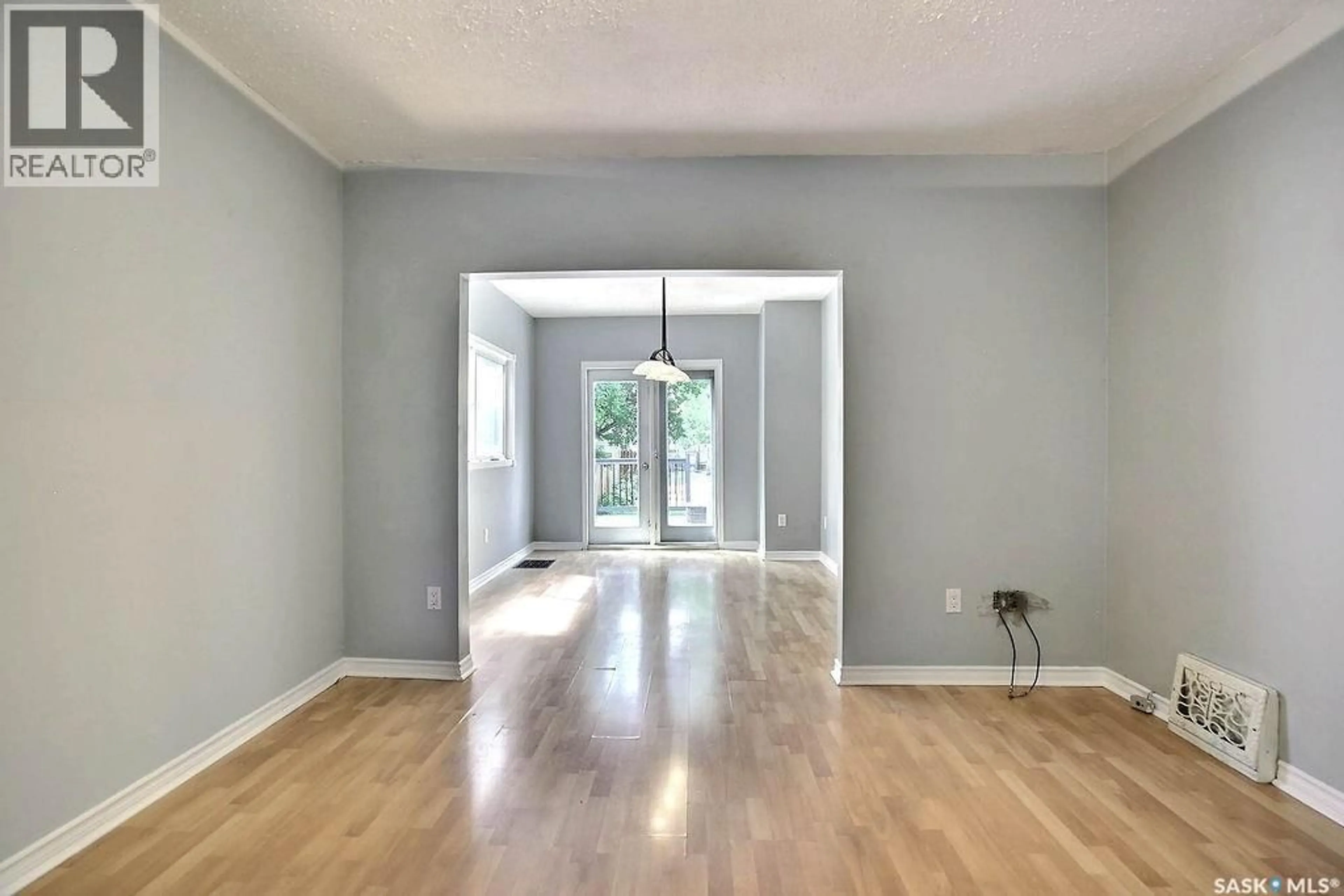 Unknown for 2066 WALLACE STREET, Regina Saskatchewan S4N4A4