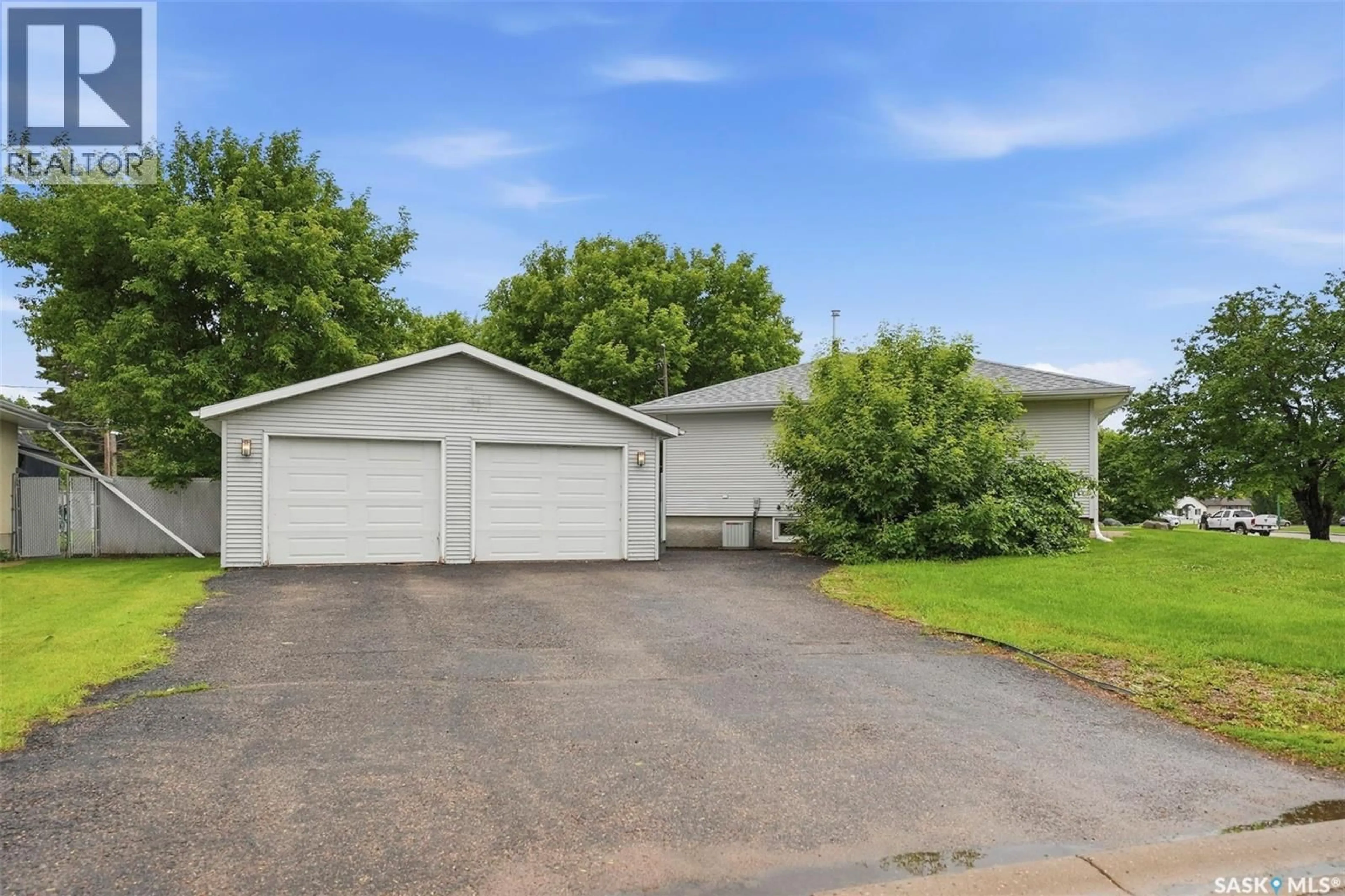 Unknown for 685 RIVER STREET, Prince Albert Saskatchewan S6V0H8