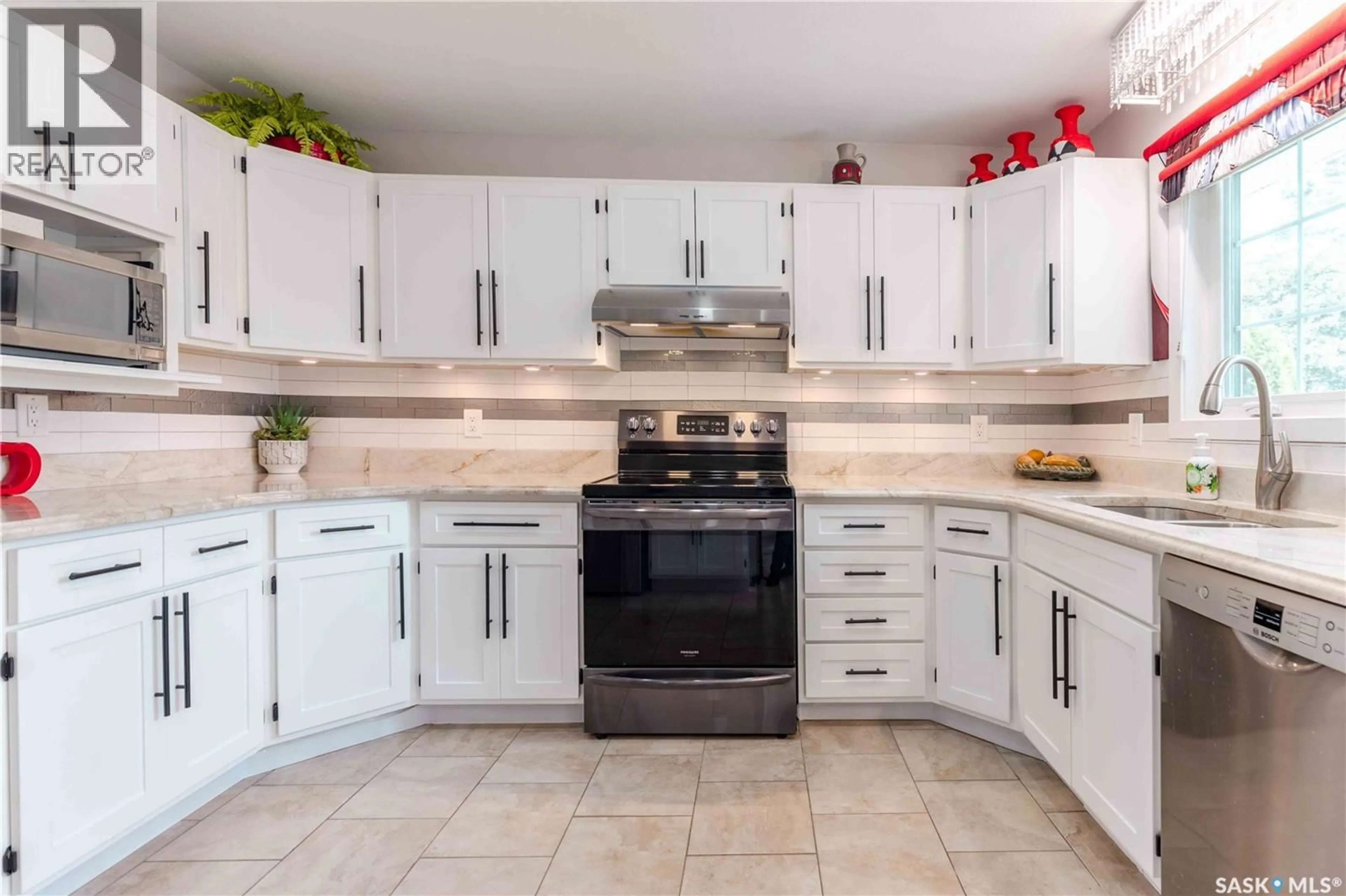 Unknown for 206 BRAEMAR BAY, Saskatoon Saskatchewan S7V1A2