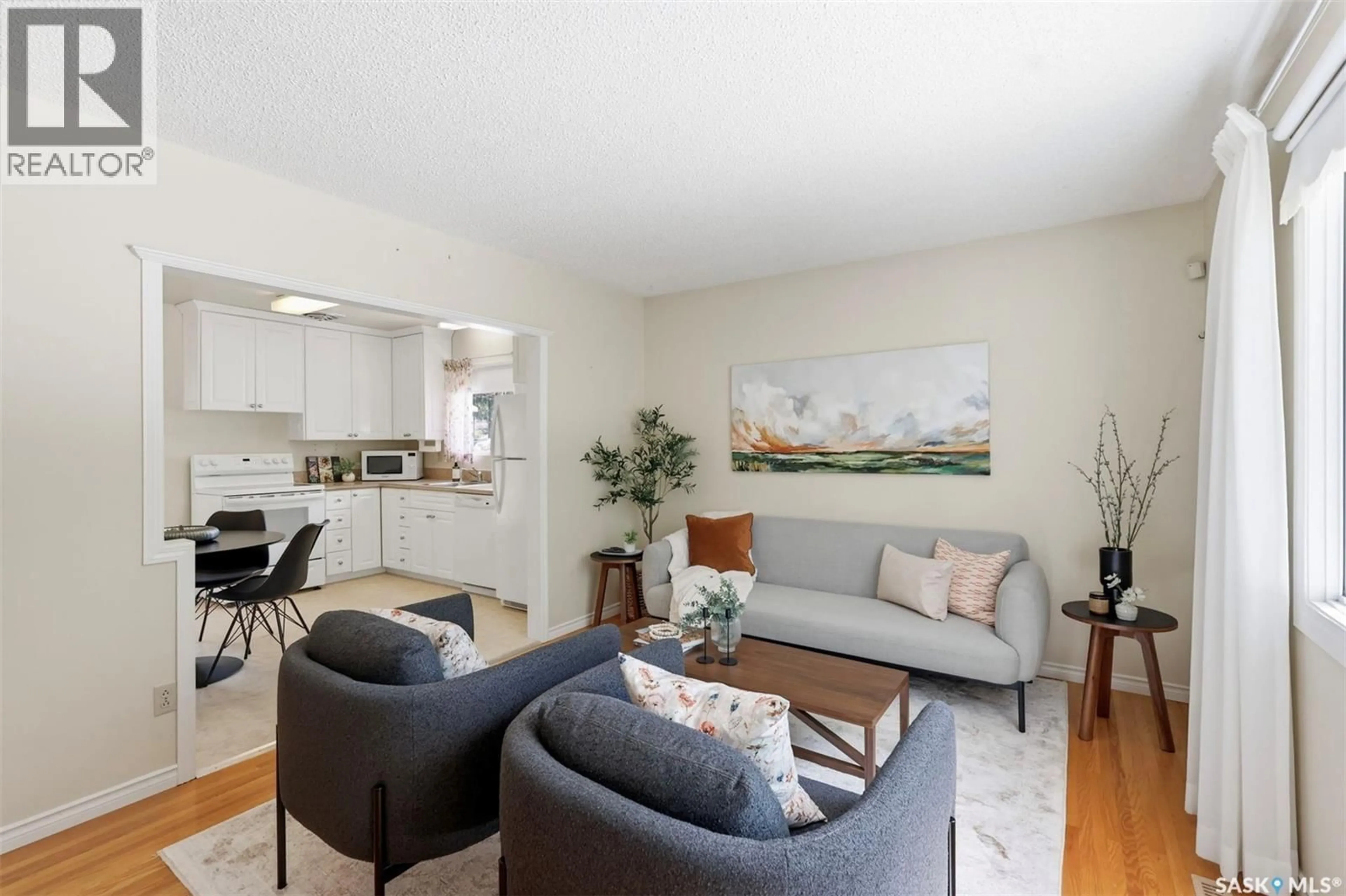 Living room with furniture, unknown for 908 X AVENUE, Saskatoon Saskatchewan S7L3K4