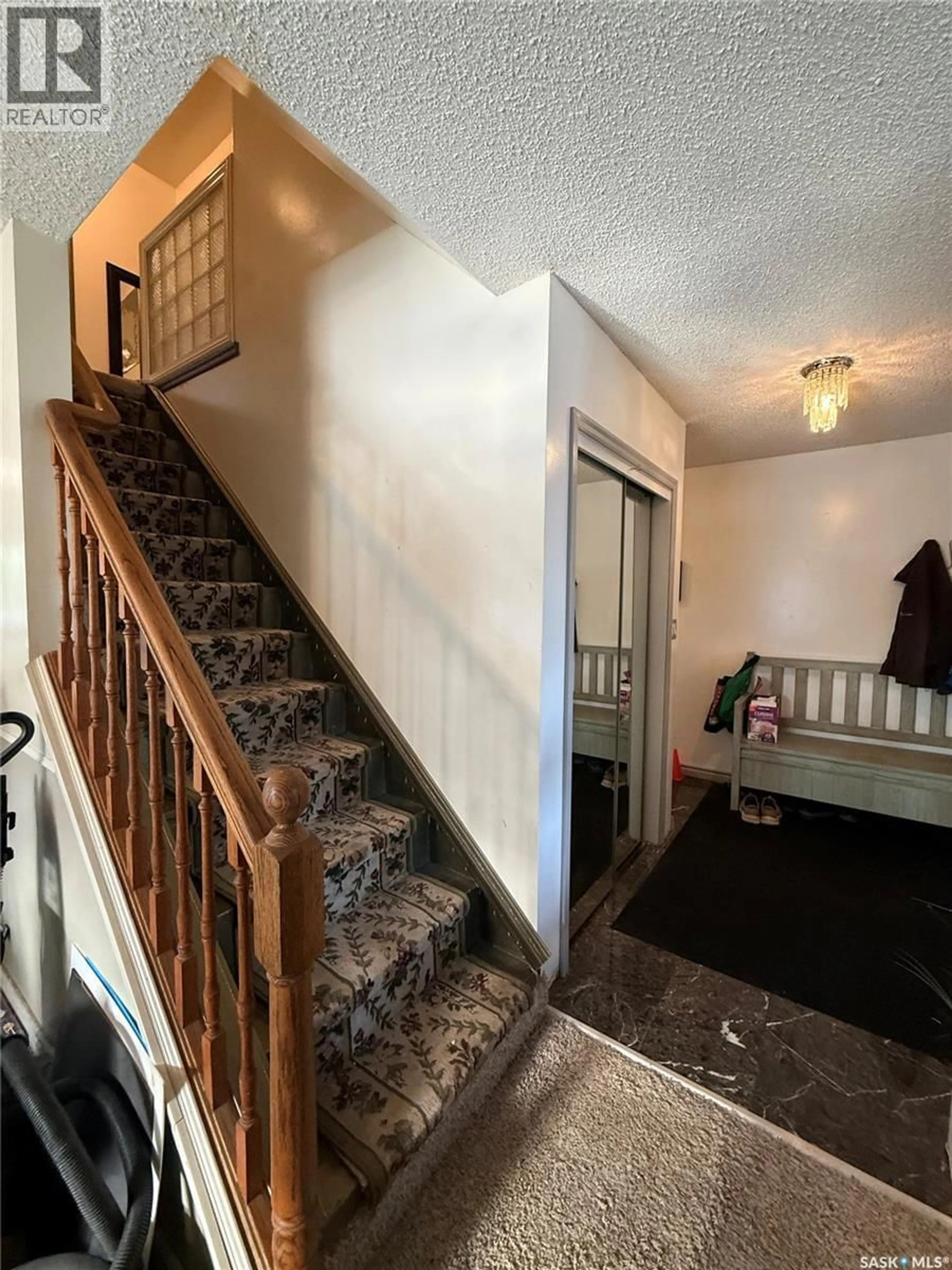 Unknown for 101 306 CREAN CRESCENT, Saskatoon Saskatchewan S7J3X2