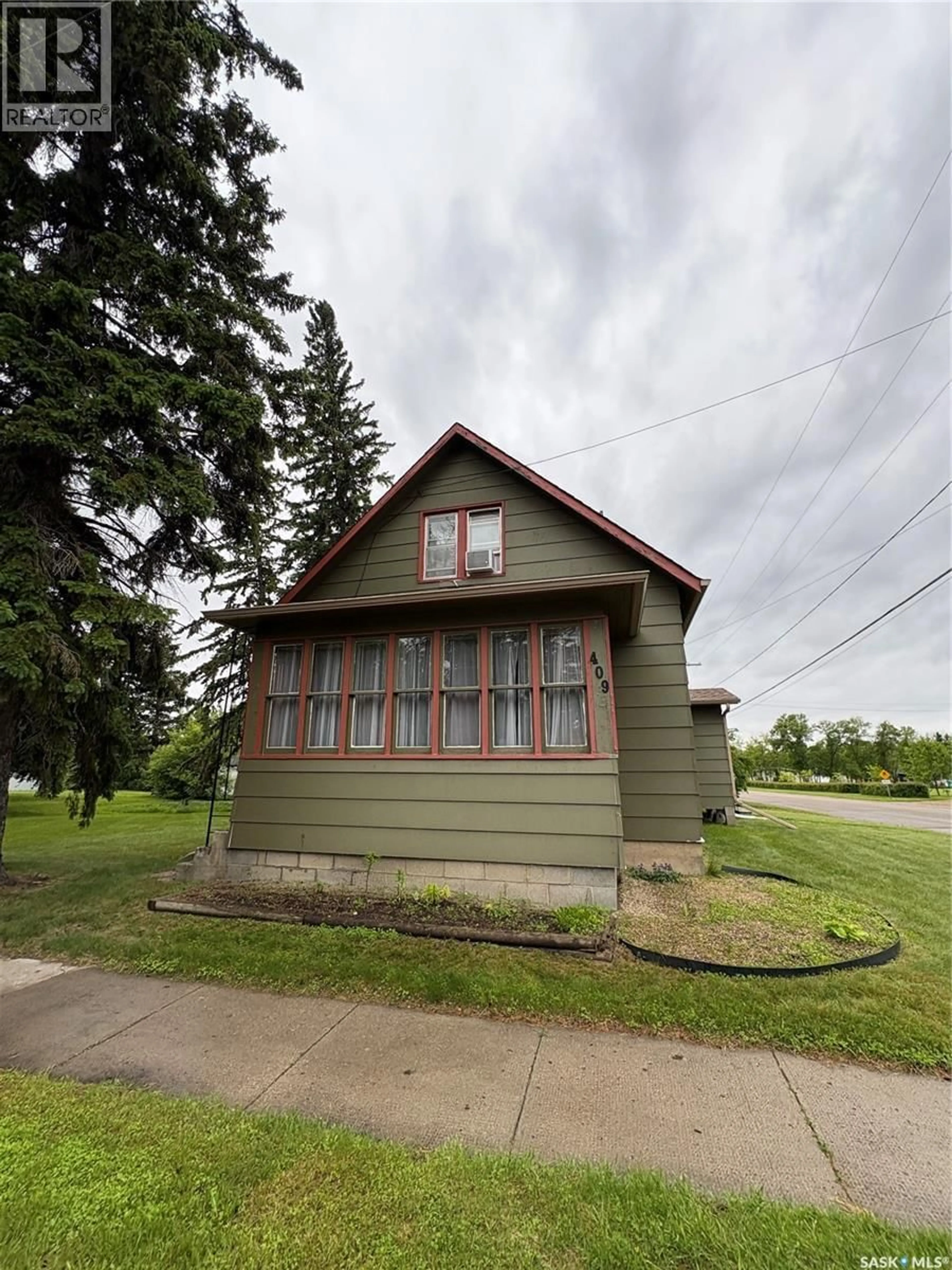 Unknown for 409 SECOND STREET, Langenburg Saskatchewan S0A2A0