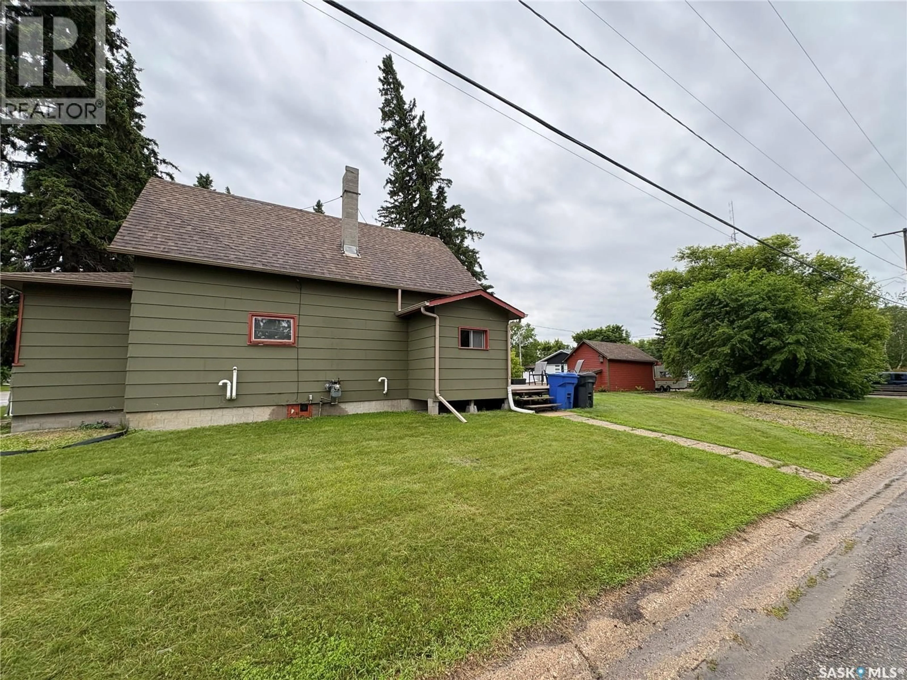 A pic from outside/outdoor area/front of a property/back of a property/a pic from drone, street for 409 SECOND STREET, Langenburg Saskatchewan S0A2A0