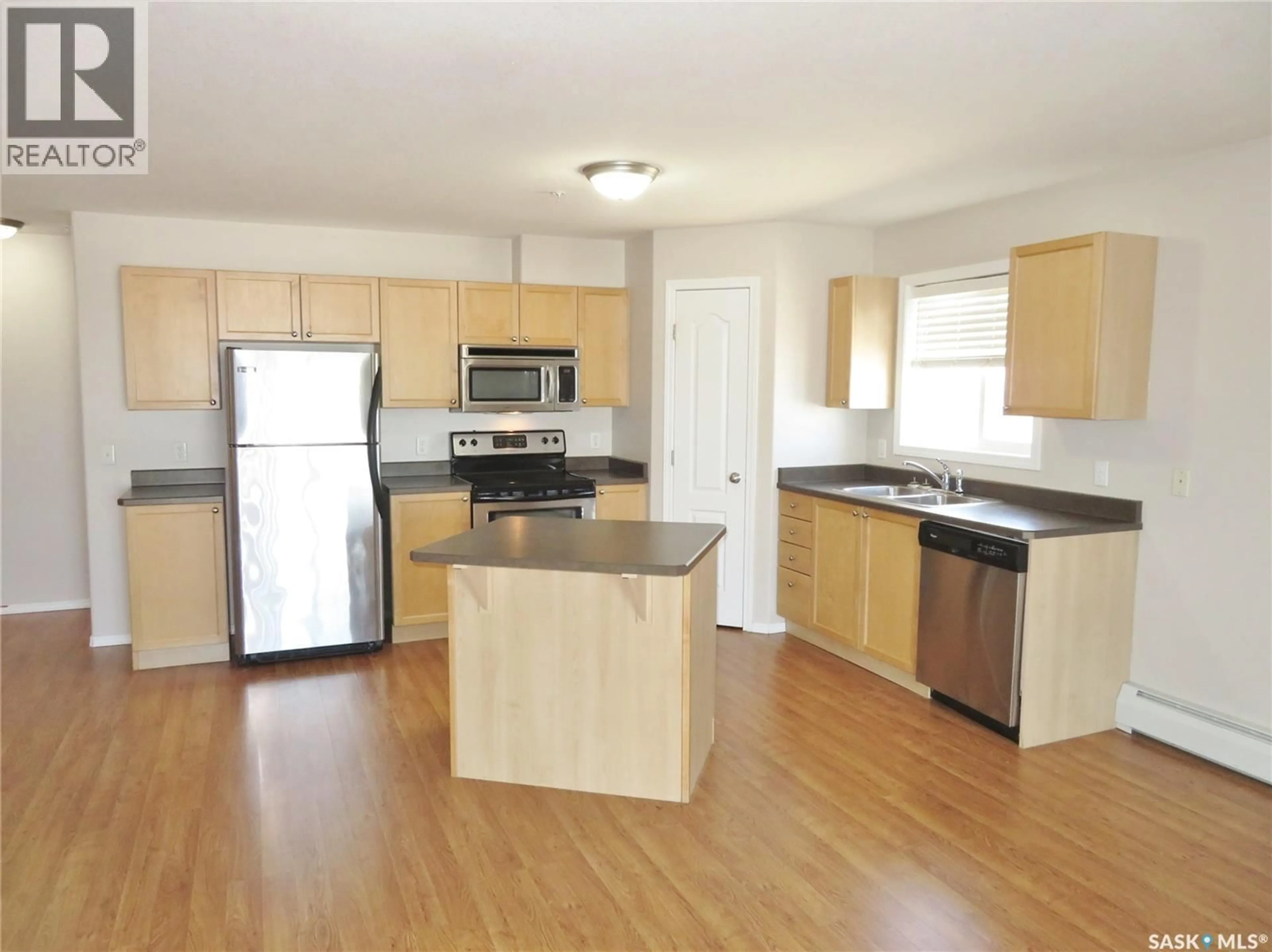 Unknown for 100 - 214 1ST AVENUE, Warman Saskatchewan S0K0A1