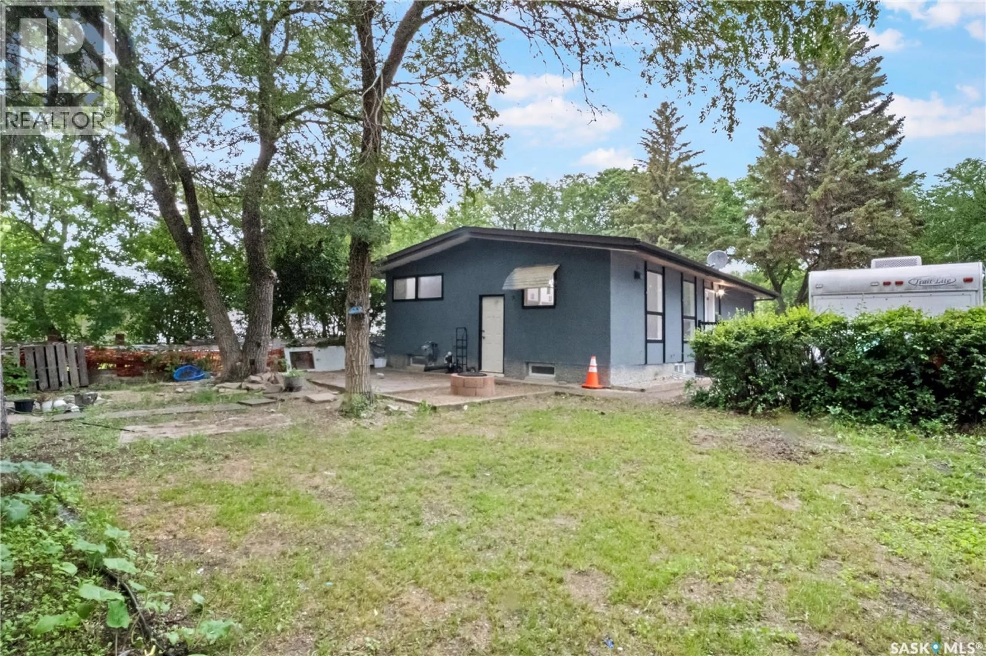 Shed for 2905 GRANT ROAD, Regina Saskatchewan S4S5G3