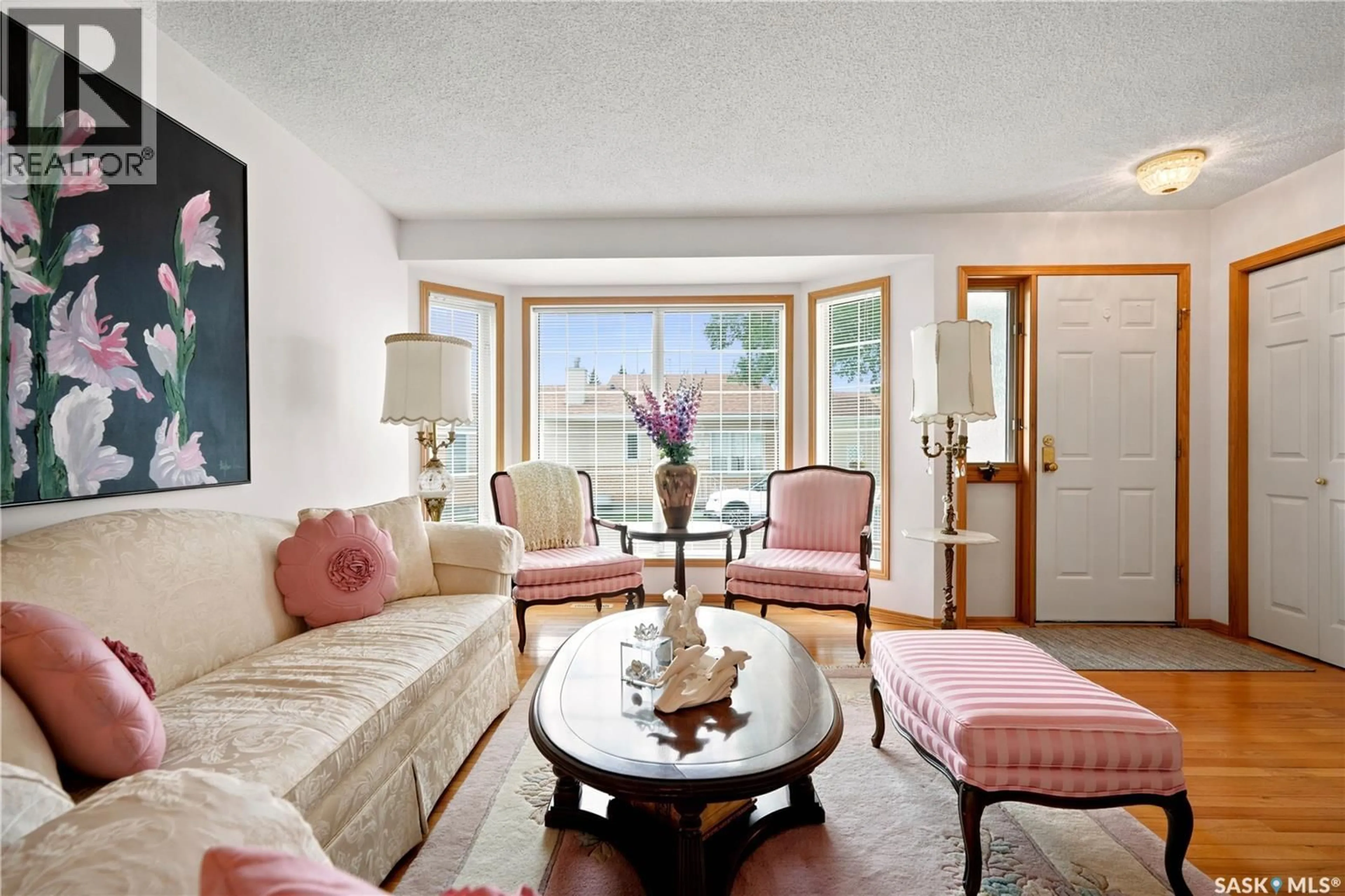 Living room with furniture, unknown for 18 GREENSBORO DRIVE, Regina Saskatchewan S4S7G1