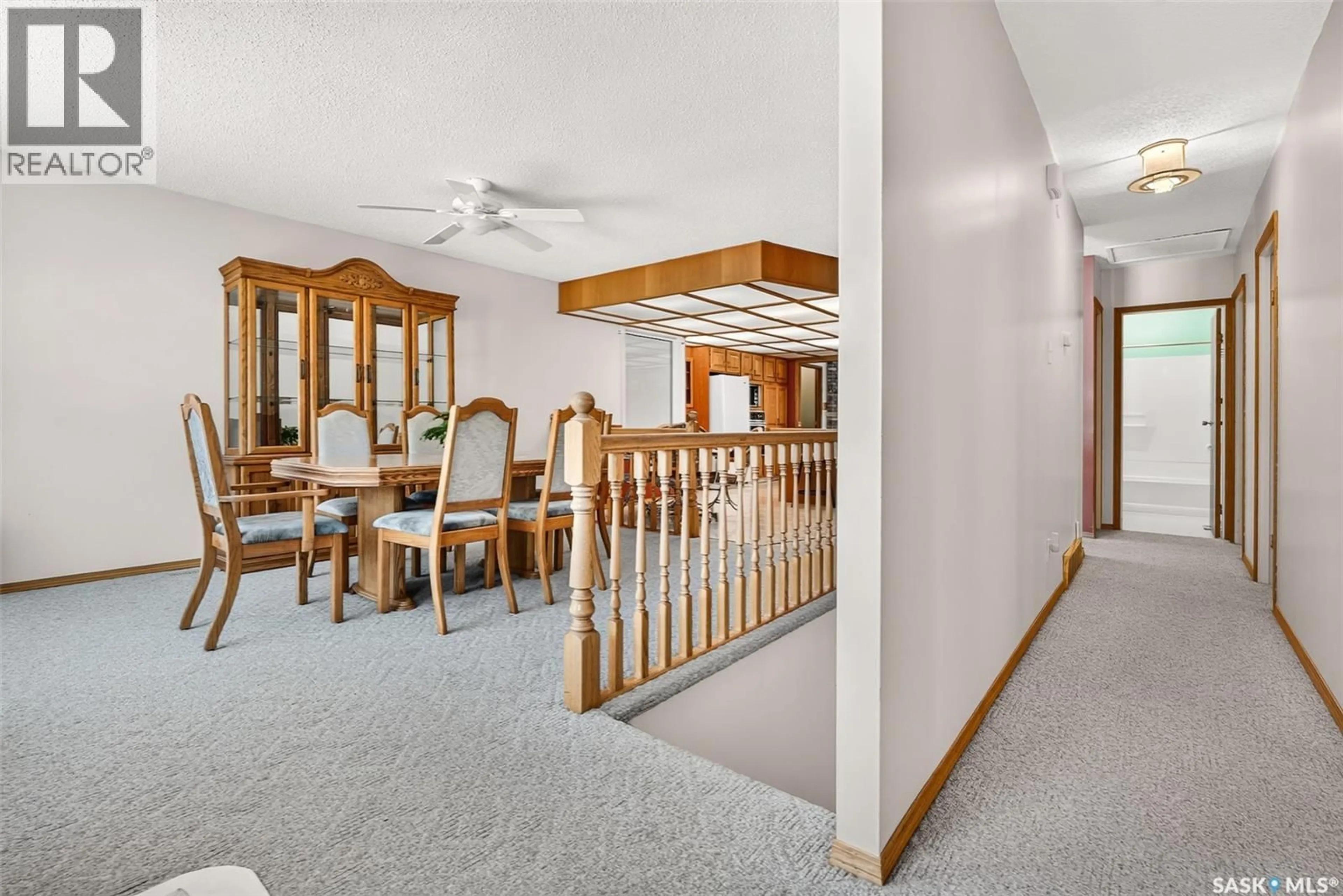 Indoor foyer for 1154 WARNER STREET, Moose Jaw Saskatchewan S6H6L2