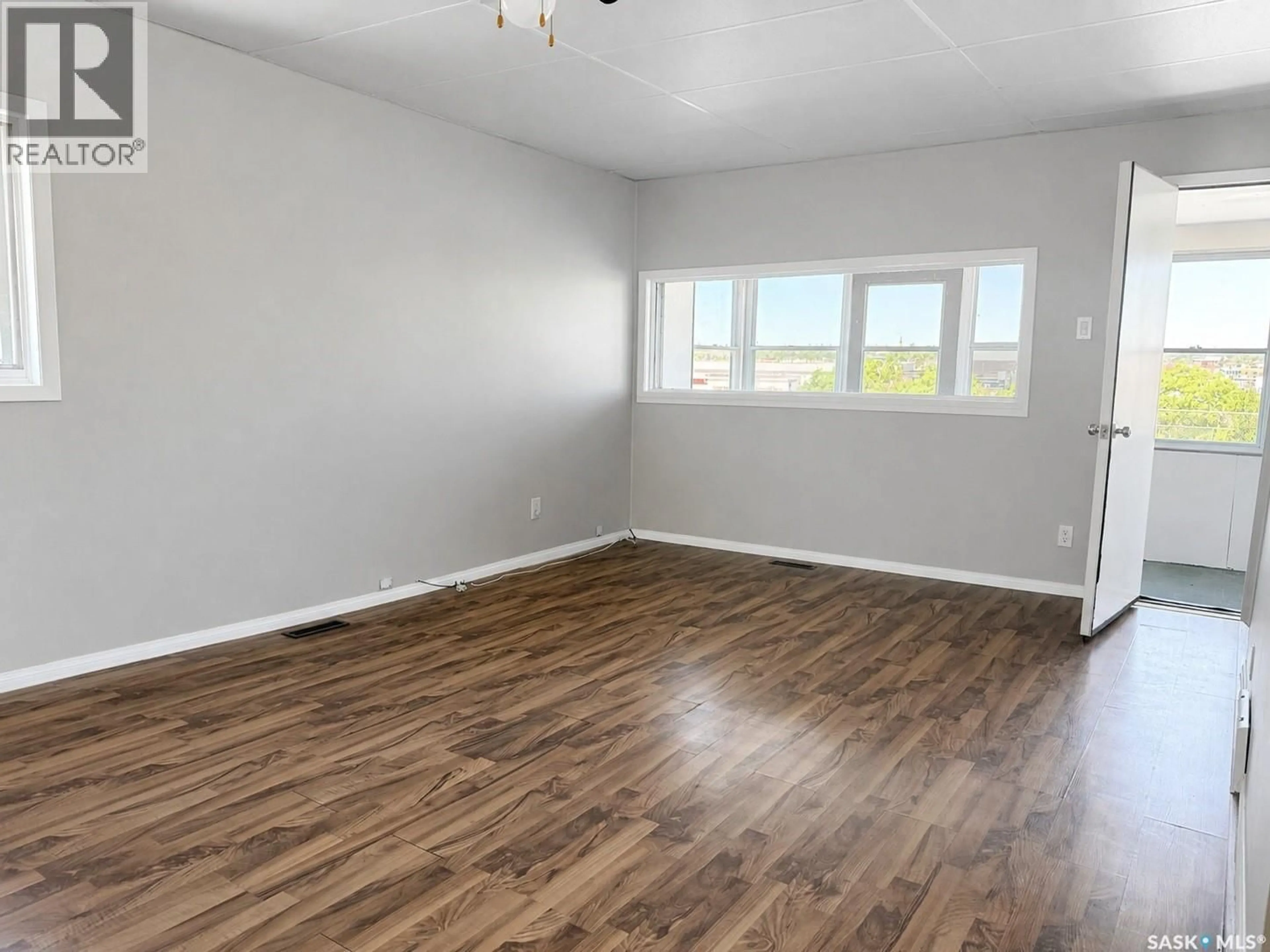 A pic of a room for 119 HOME STREET, Moose Jaw Saskatchewan S6H4X3
