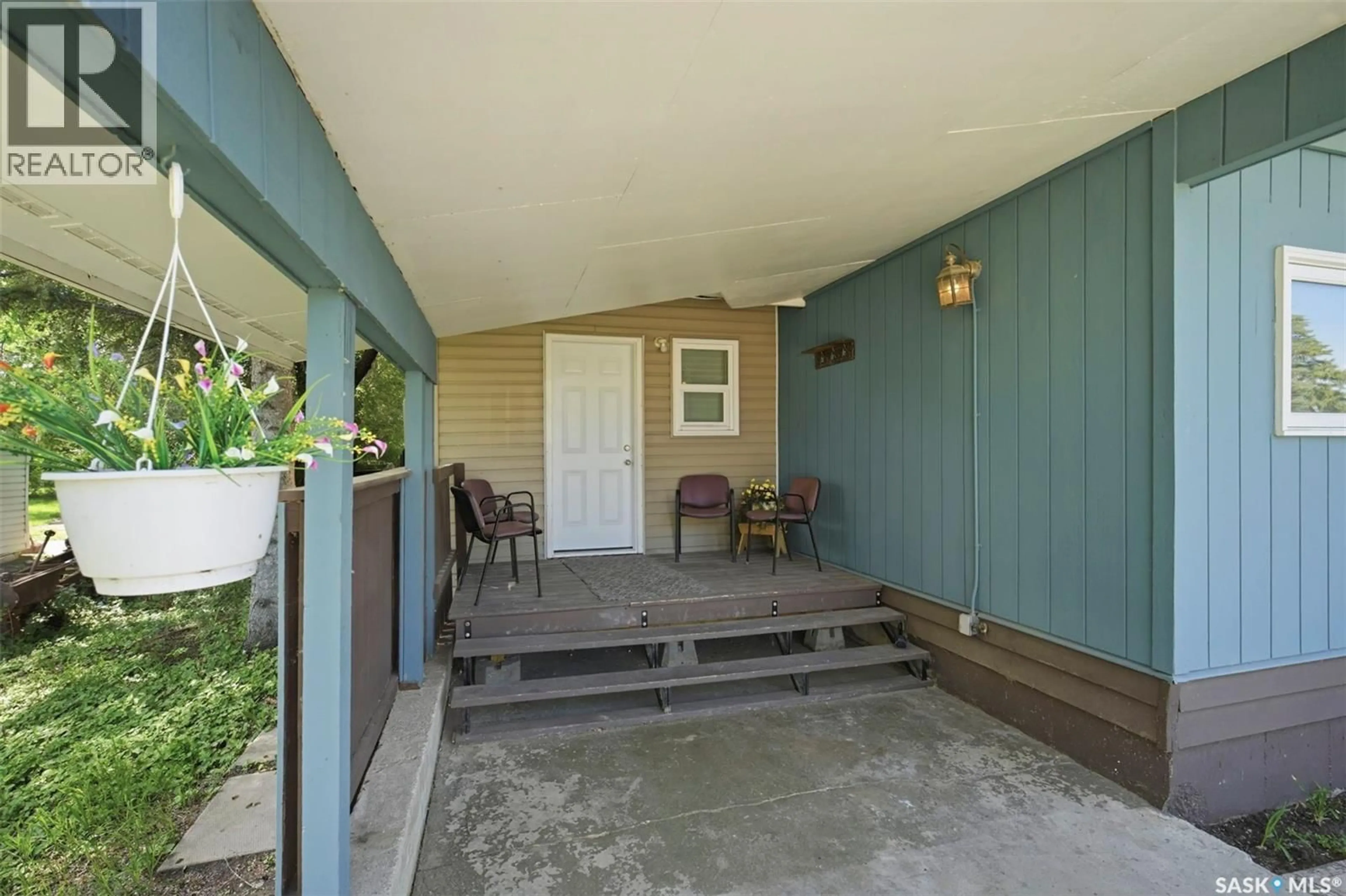 Patio, street for 1919 14TH STREET, Prince Albert Saskatchewan S6V3P3