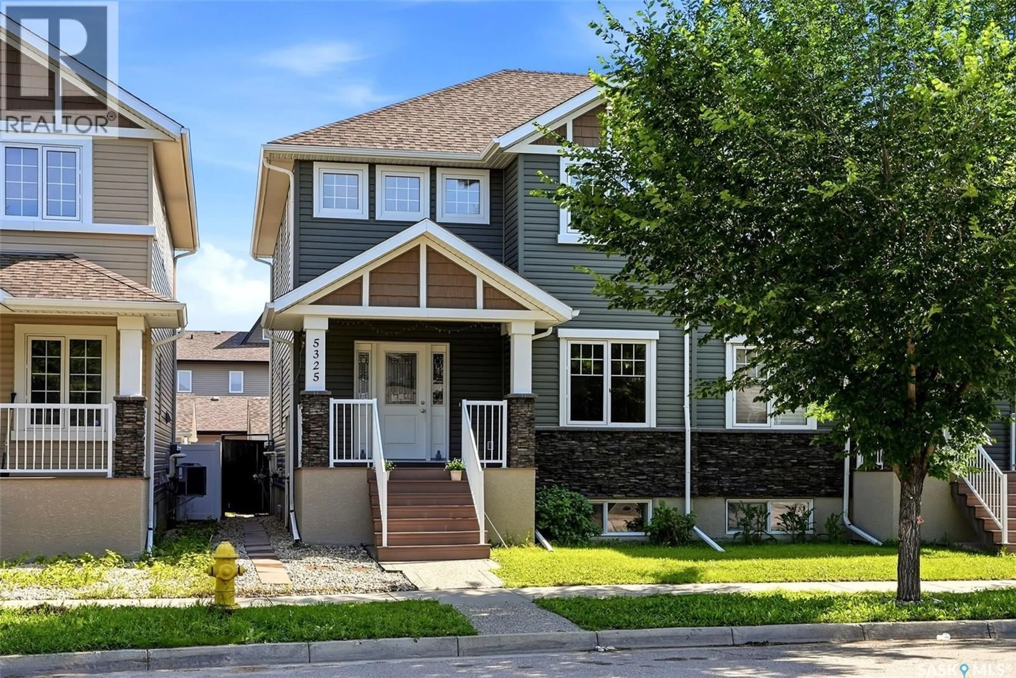 Home with vinyl exterior material, street for 5325 JIM CAIRNS BOULEVARD, Regina Saskatchewan S4W0G1