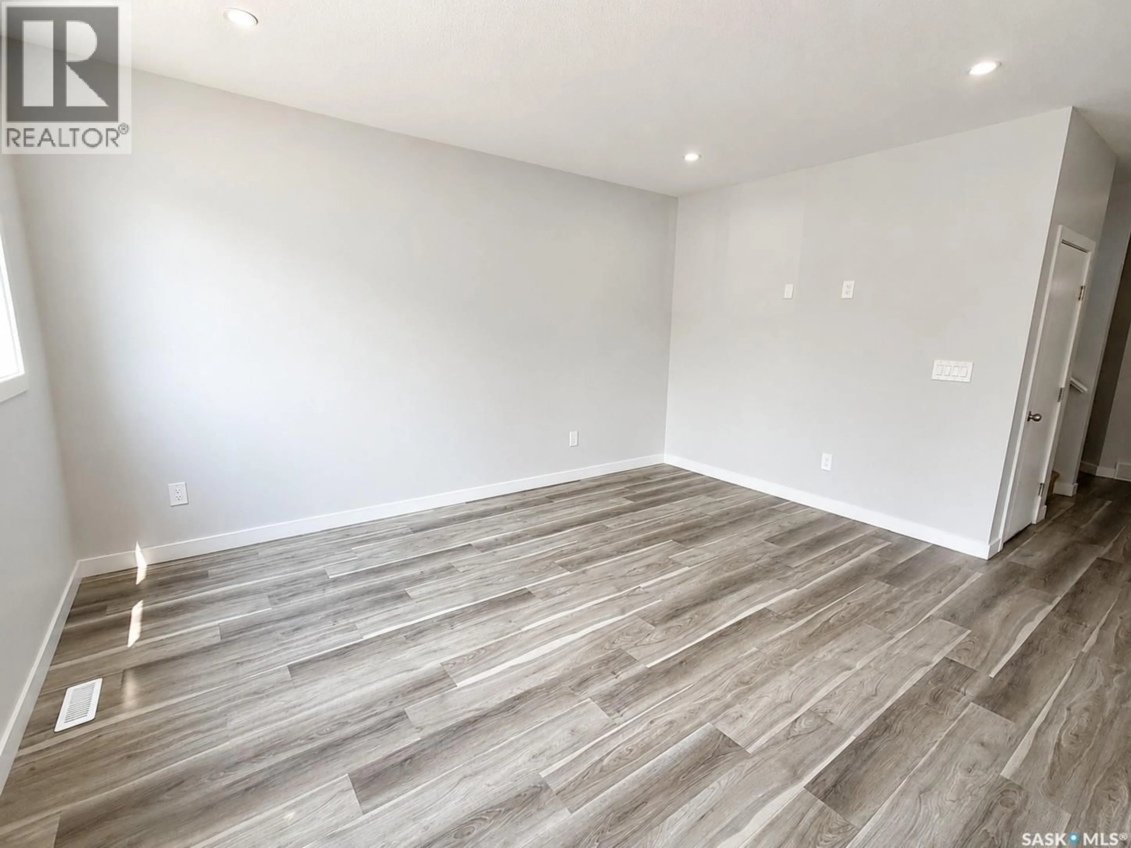 A pic of a room for 2982 GREEN BROOK ROAD, Regina Saskatchewan S4V3Z6