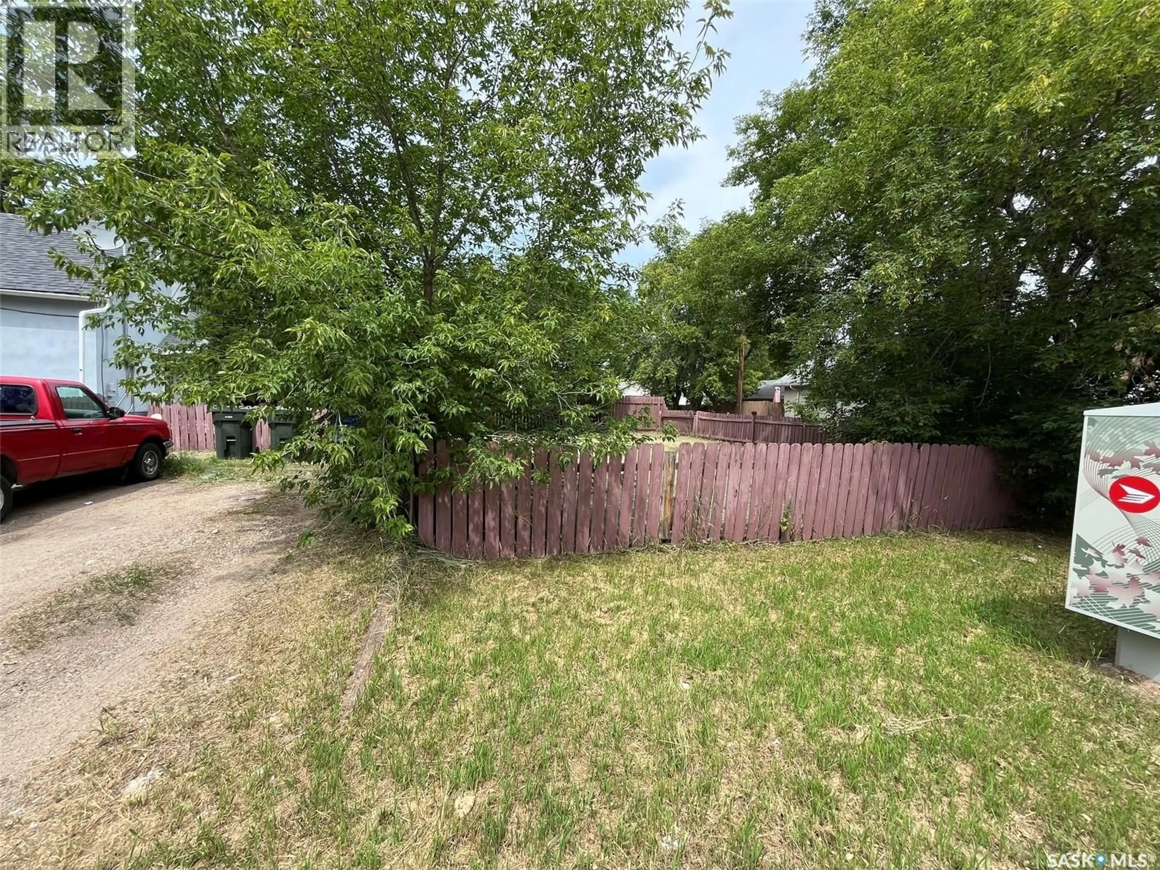 Unknown for 630 5TH AVENUE, Prince Albert Saskatchewan S6V2H5