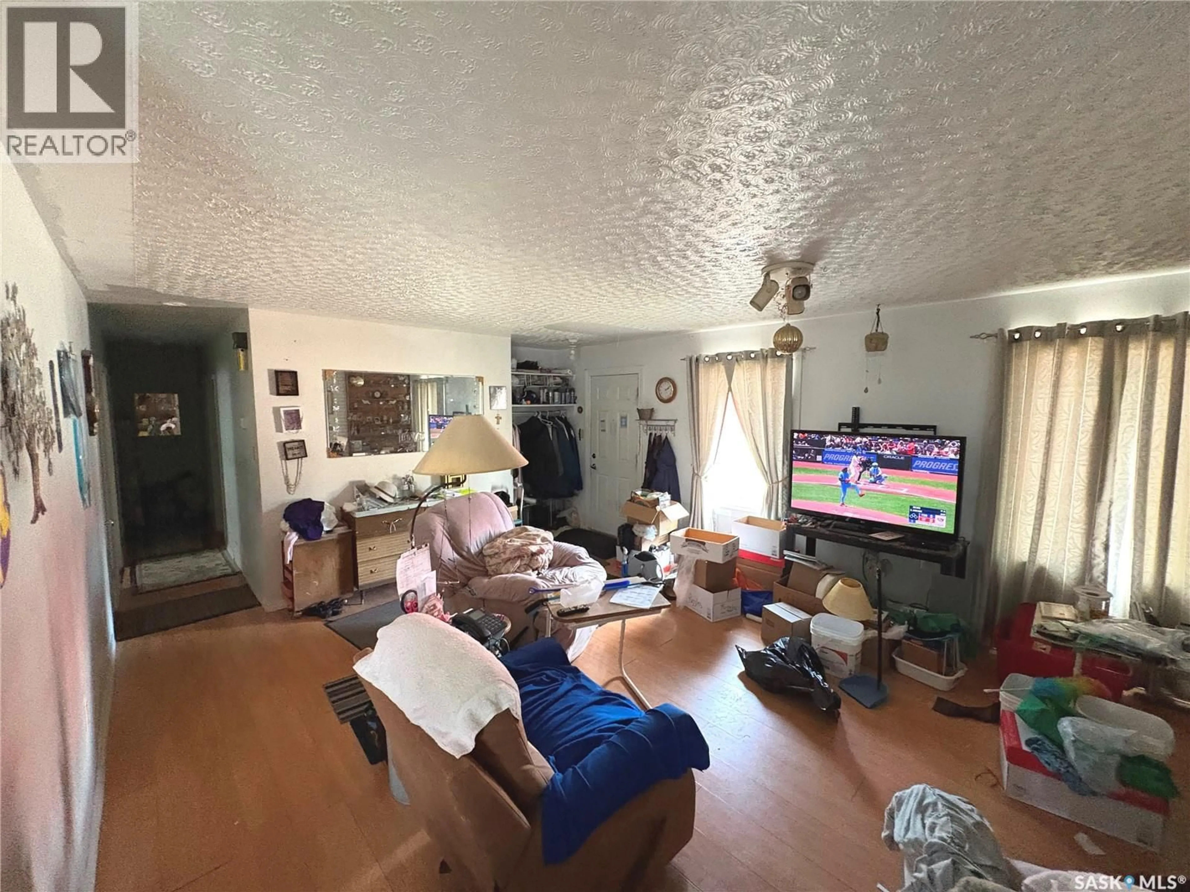 A pic of a room for 398 BROADWAY STREET, Fort Qu'Appelle Saskatchewan S0G1S0
