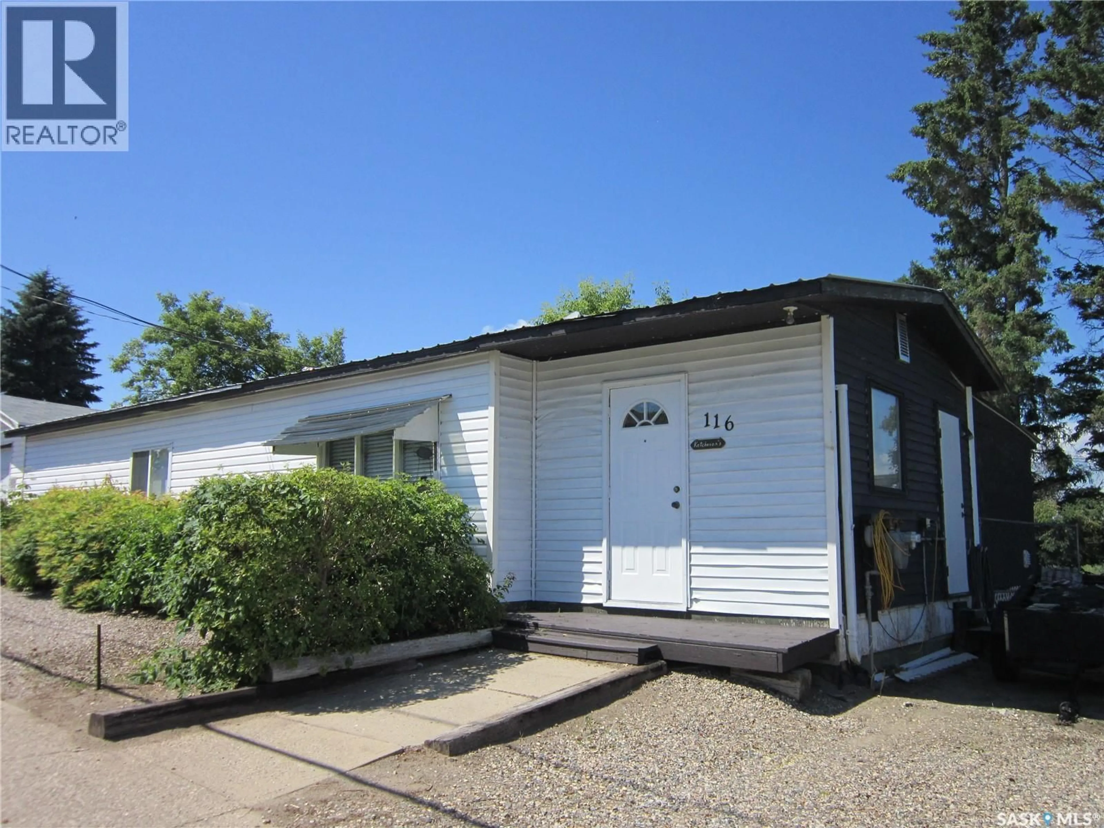 Home with vinyl exterior material, street for 116 RIVERSIDE DRIVE, St. Louis Saskatchewan S0J2C0