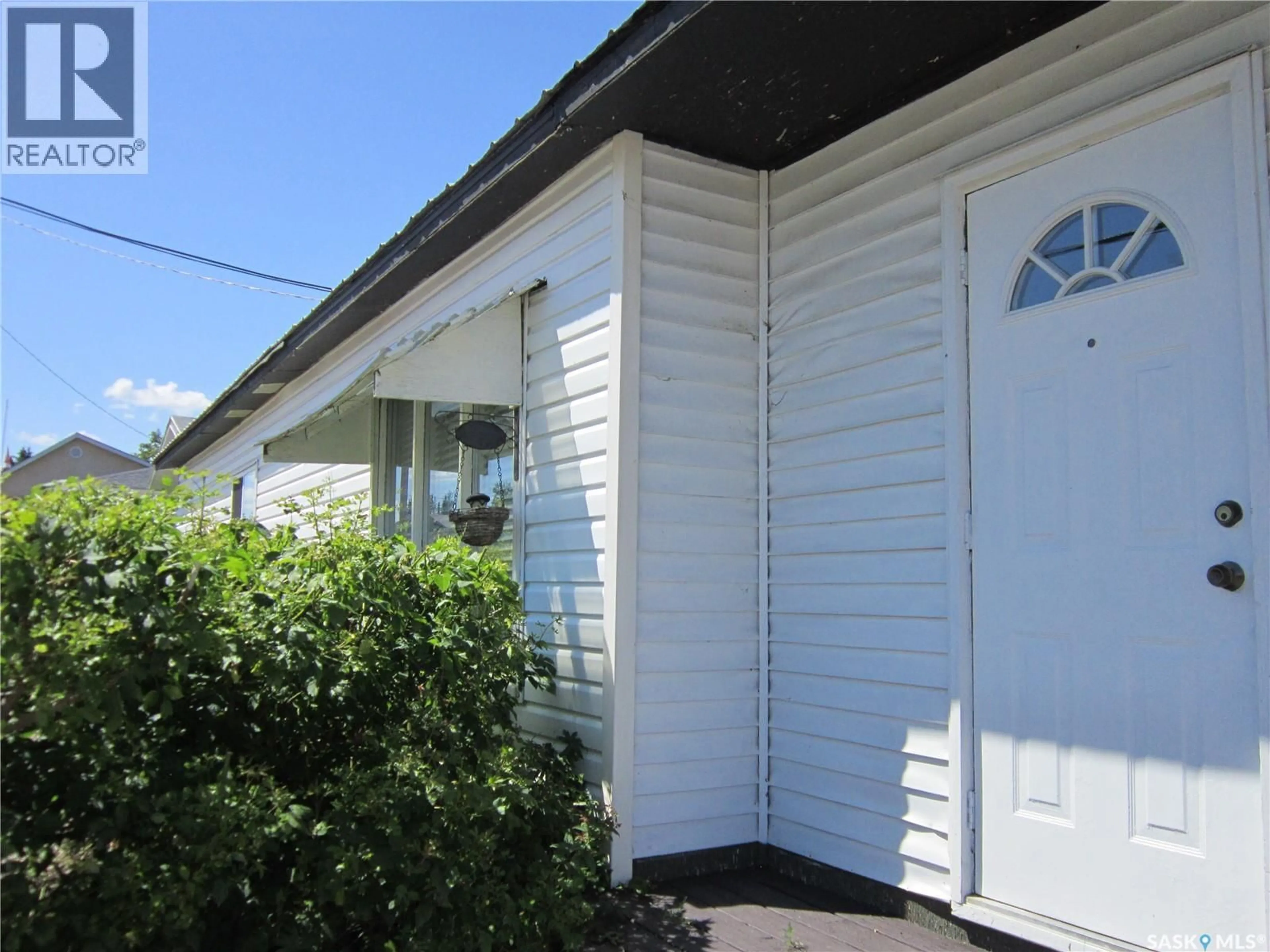 Home with vinyl exterior material, street for 116 RIVERSIDE DRIVE, St. Louis Saskatchewan S0J2C0