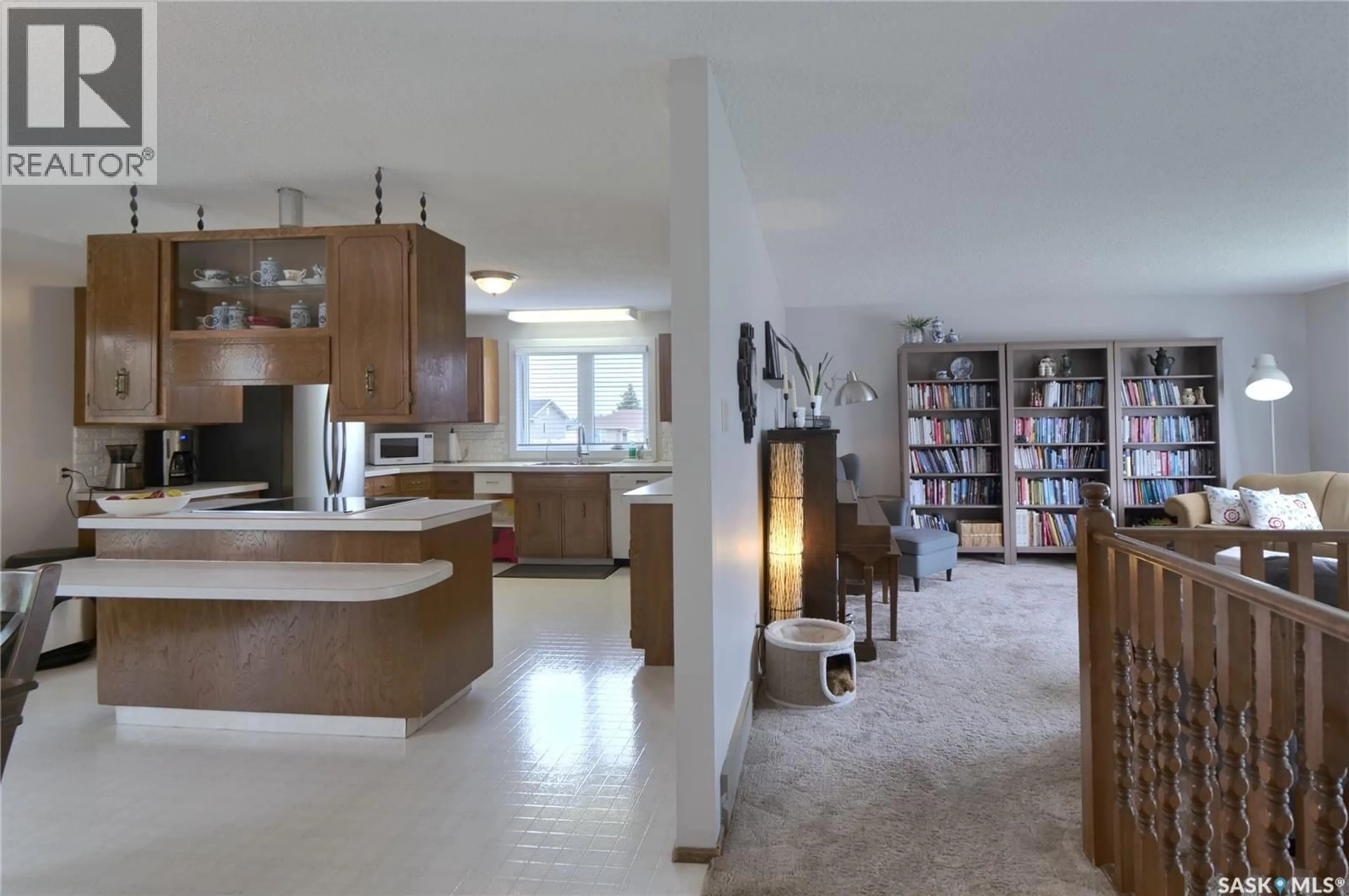Open concept kitchen, unknown for 5 SHAW PLACE, Assiniboia Saskatchewan S0H0B0