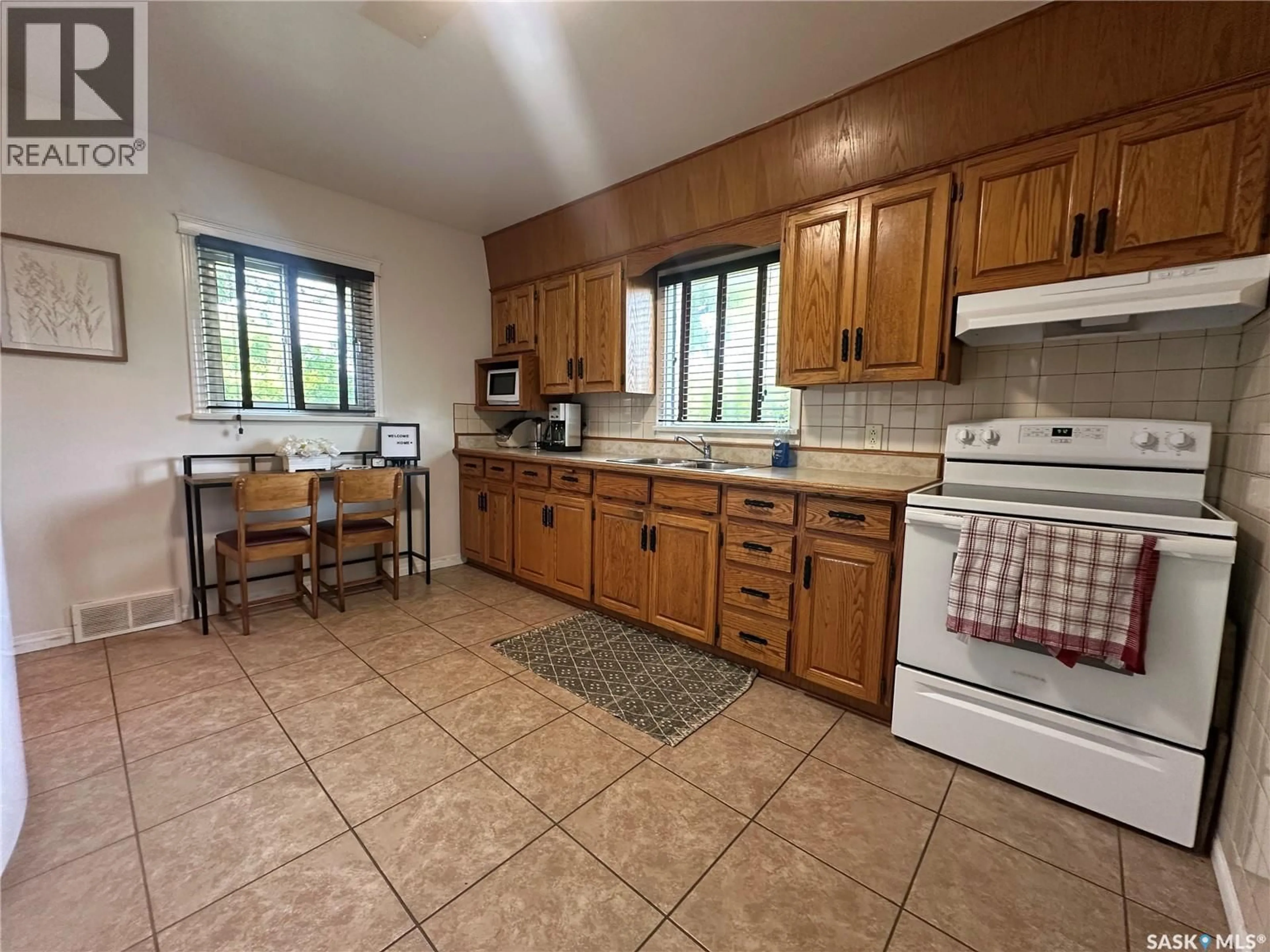 Standard kitchen, ceramic/tile floor for 212 SULLY AVENUE, Orkney Rm No. 244 Saskatchewan S3N4K1