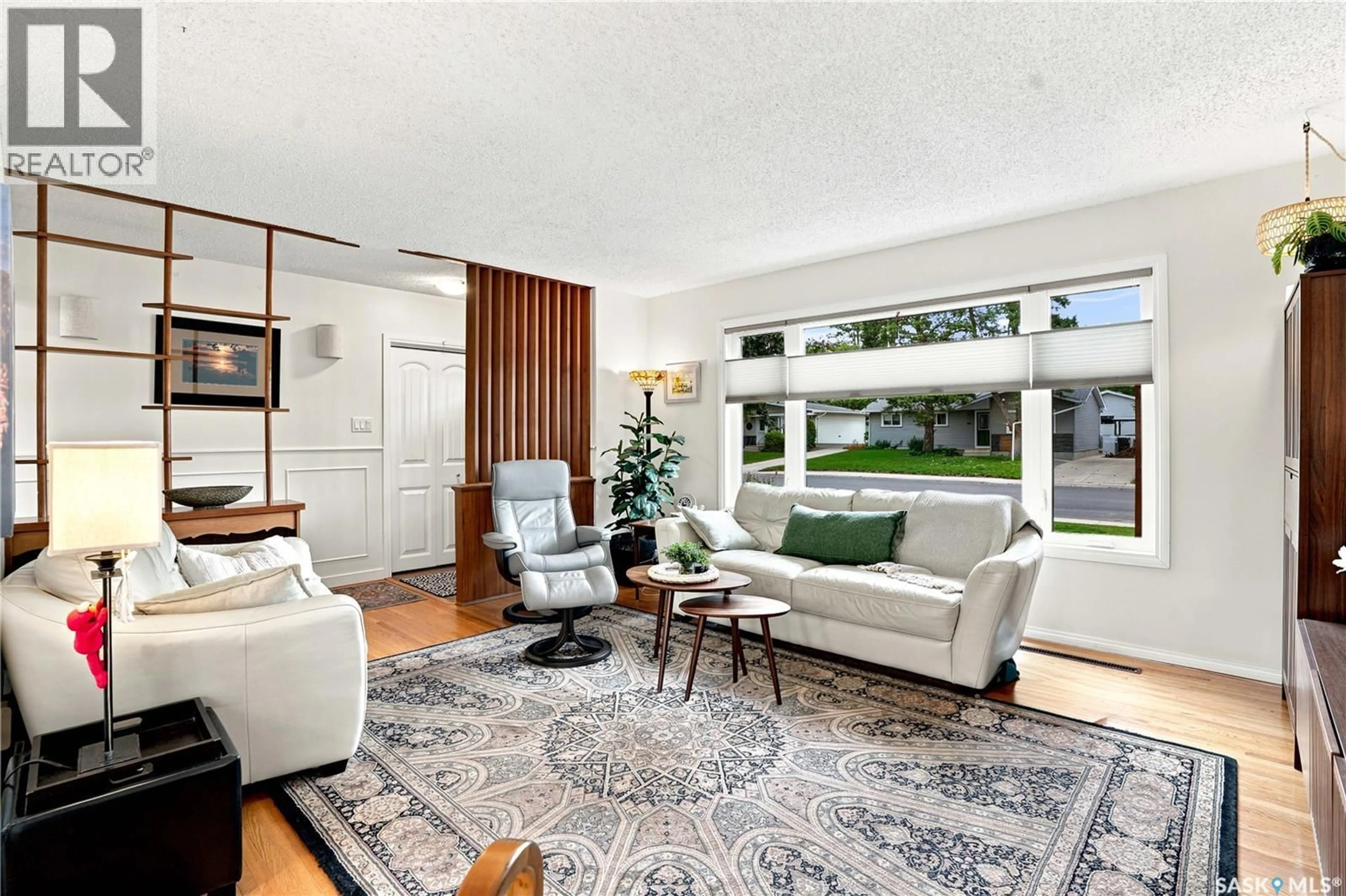Living room with furniture, unknown for 88 SPARLING CRESCENT, Saskatoon Saskatchewan S7H3H2